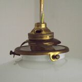 Suspension Vintage Art Déco Français en verre opalin blanc bordé de franges 5408
