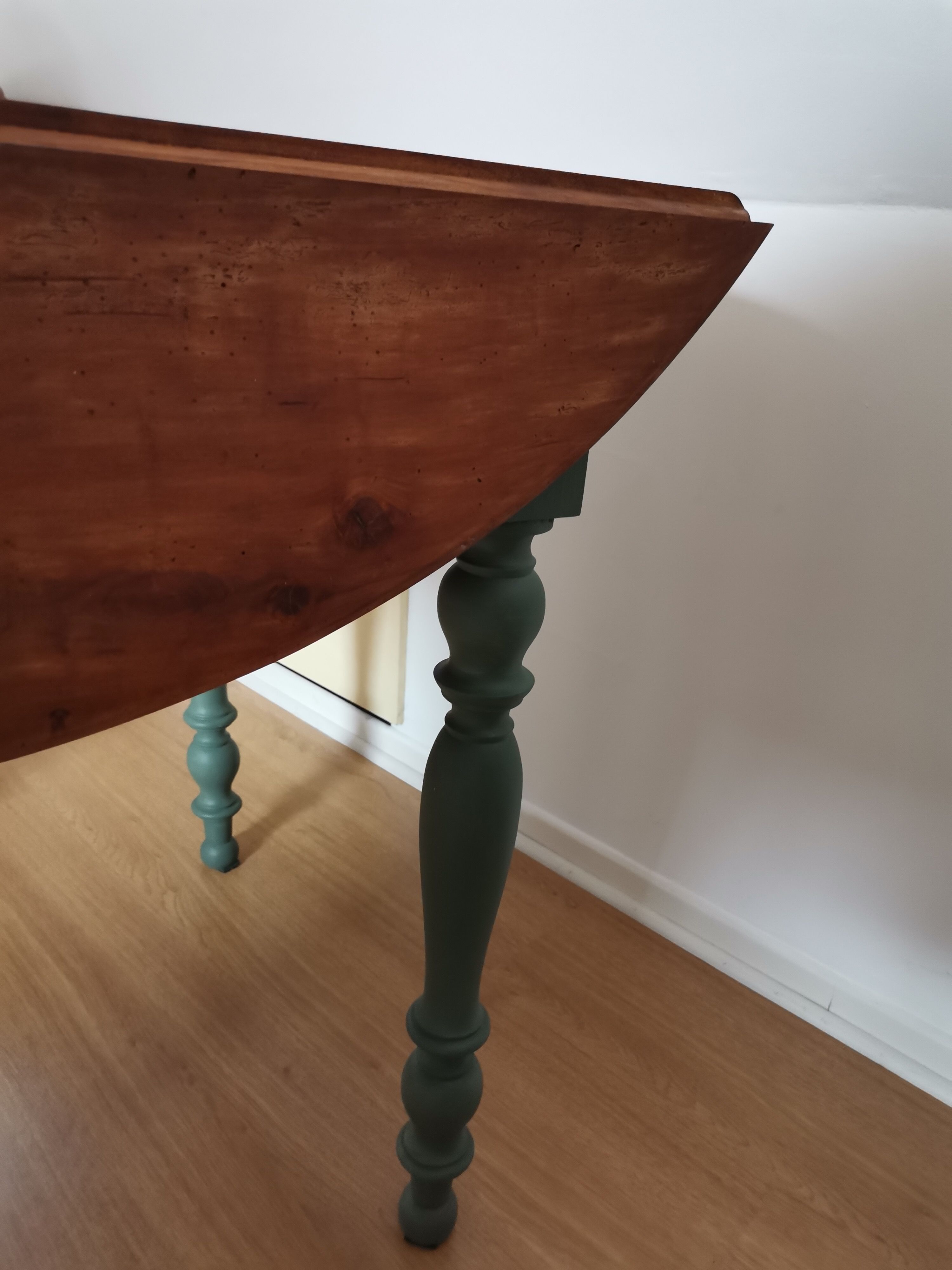 Table Louis Philippe