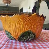 Sunflower bowl in slip