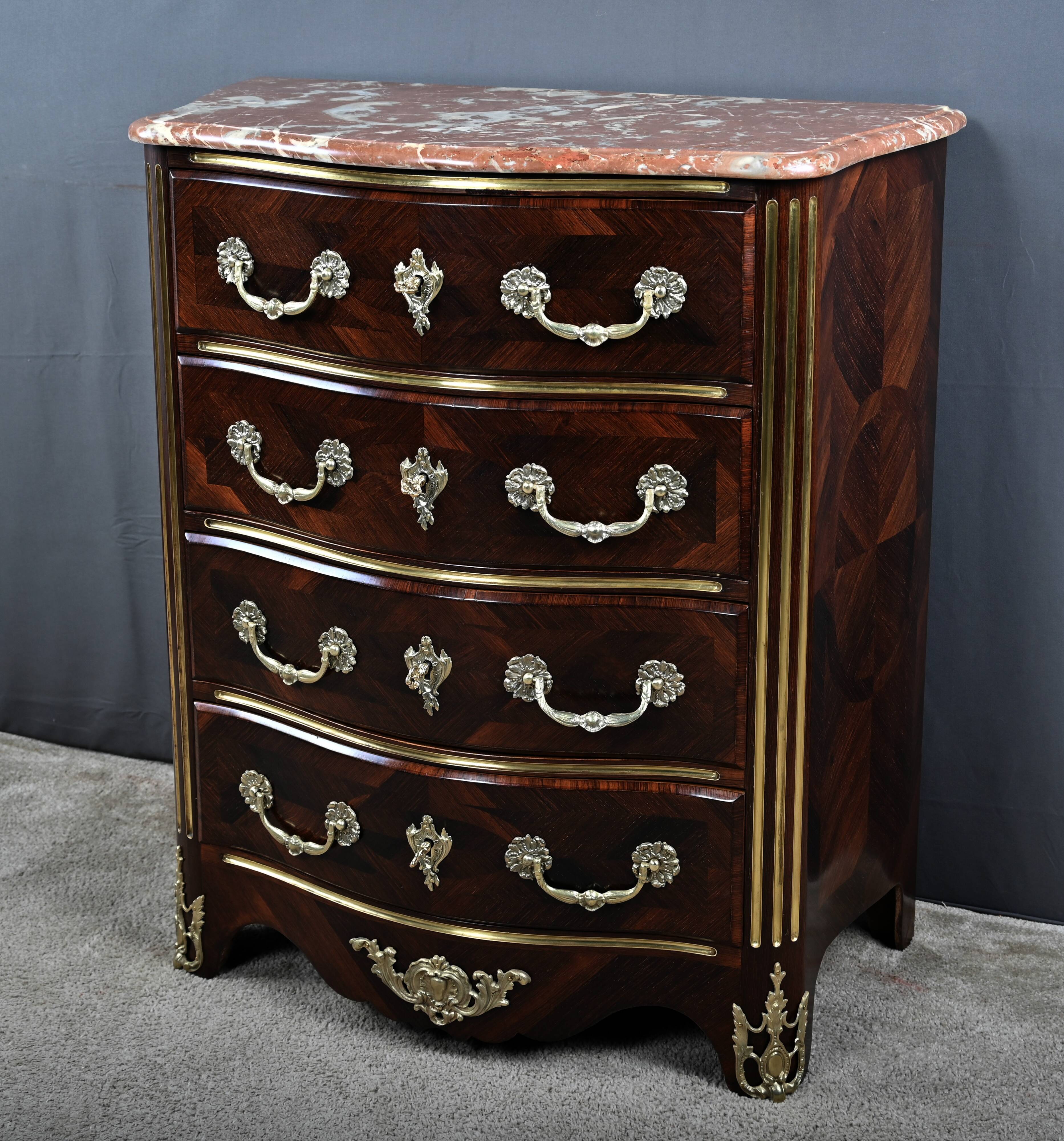 Commode en Marqueterie de Palissandre, style Régence, époque Napoléon III –