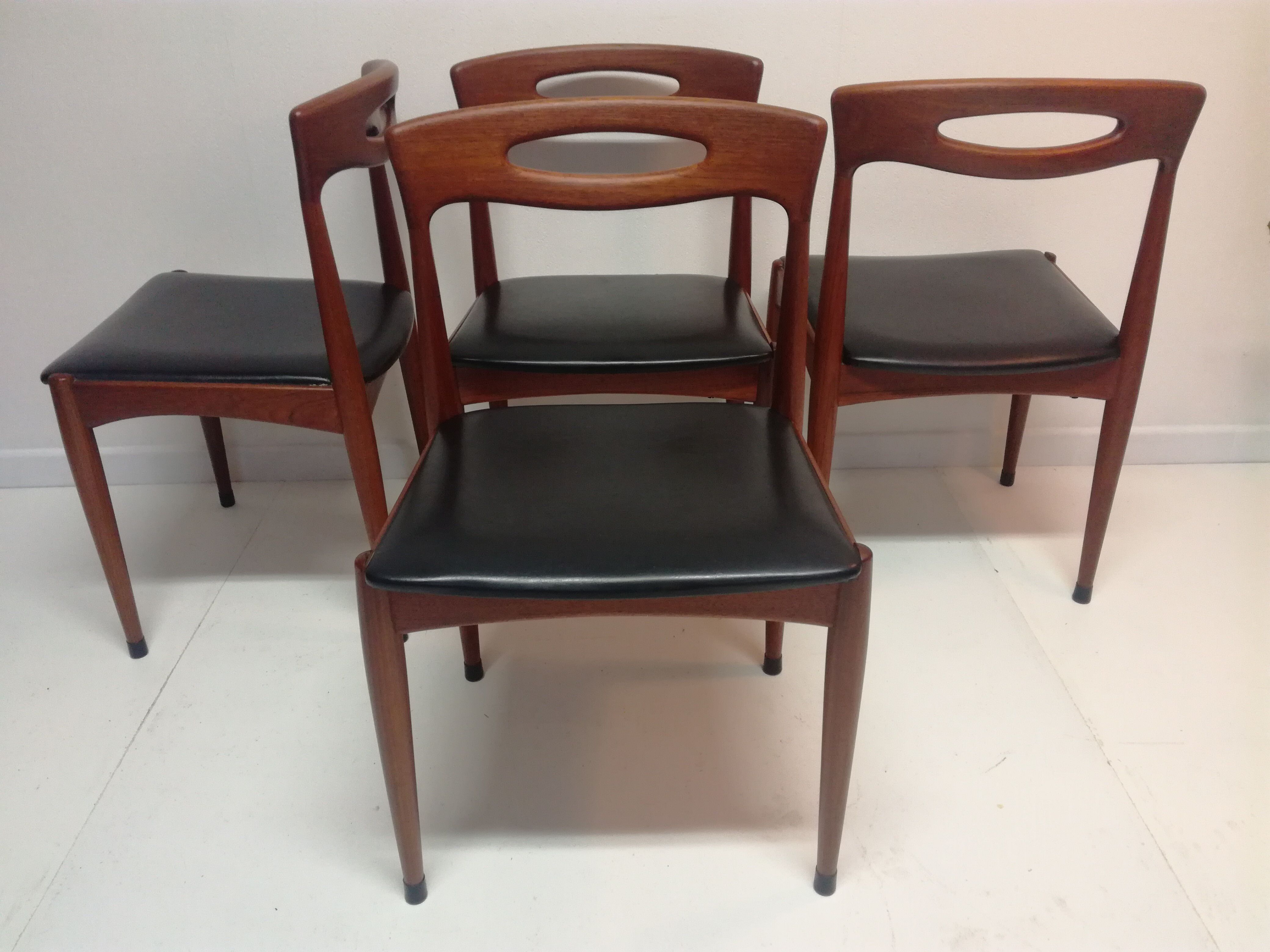 chairs Scandinavian stamped UM made in Denmark