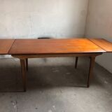 Extending scandinavian teak table