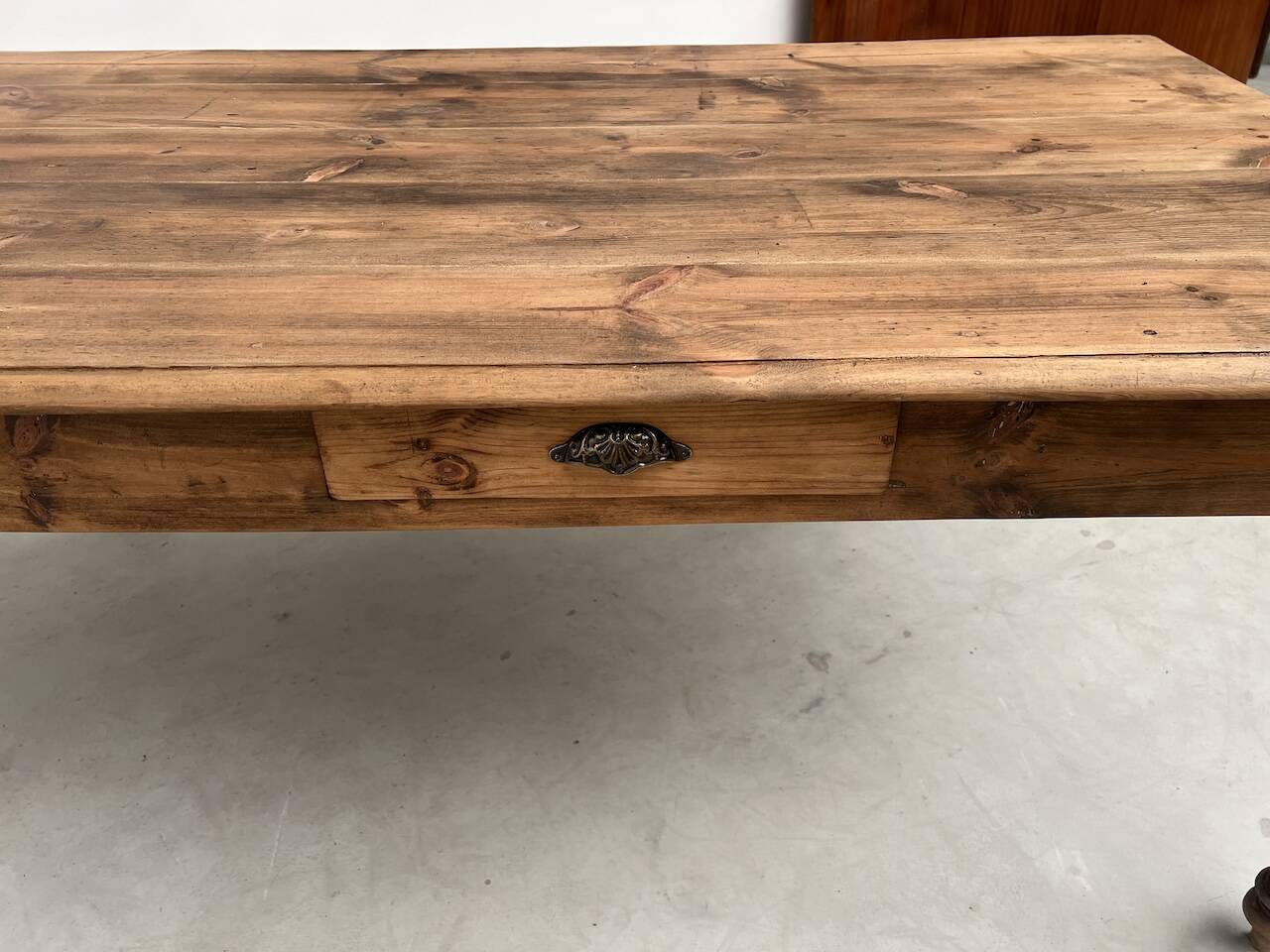 Antique farm table from the 1950s, with 3 drawers and turned legs