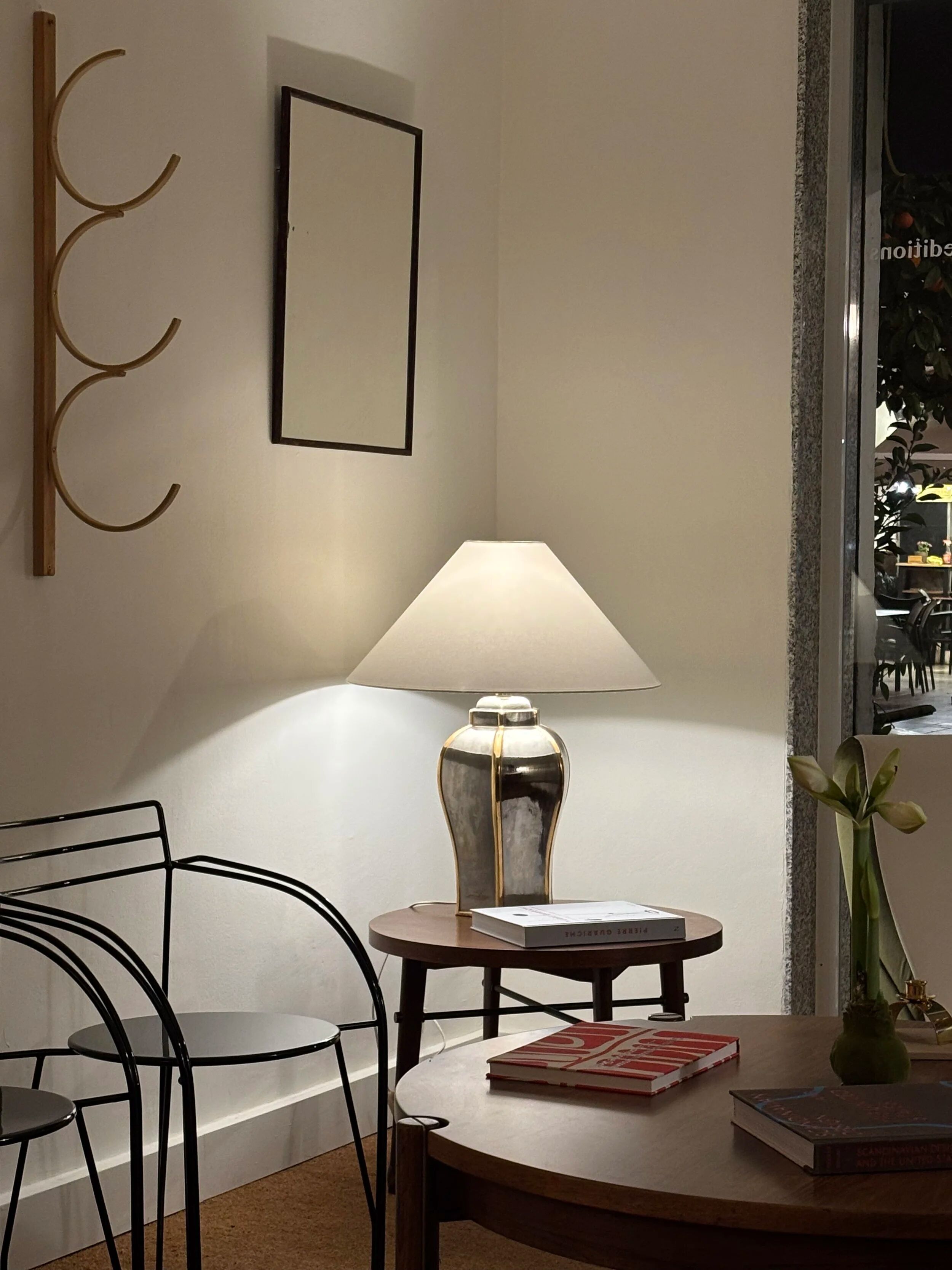 French baluster table lamp