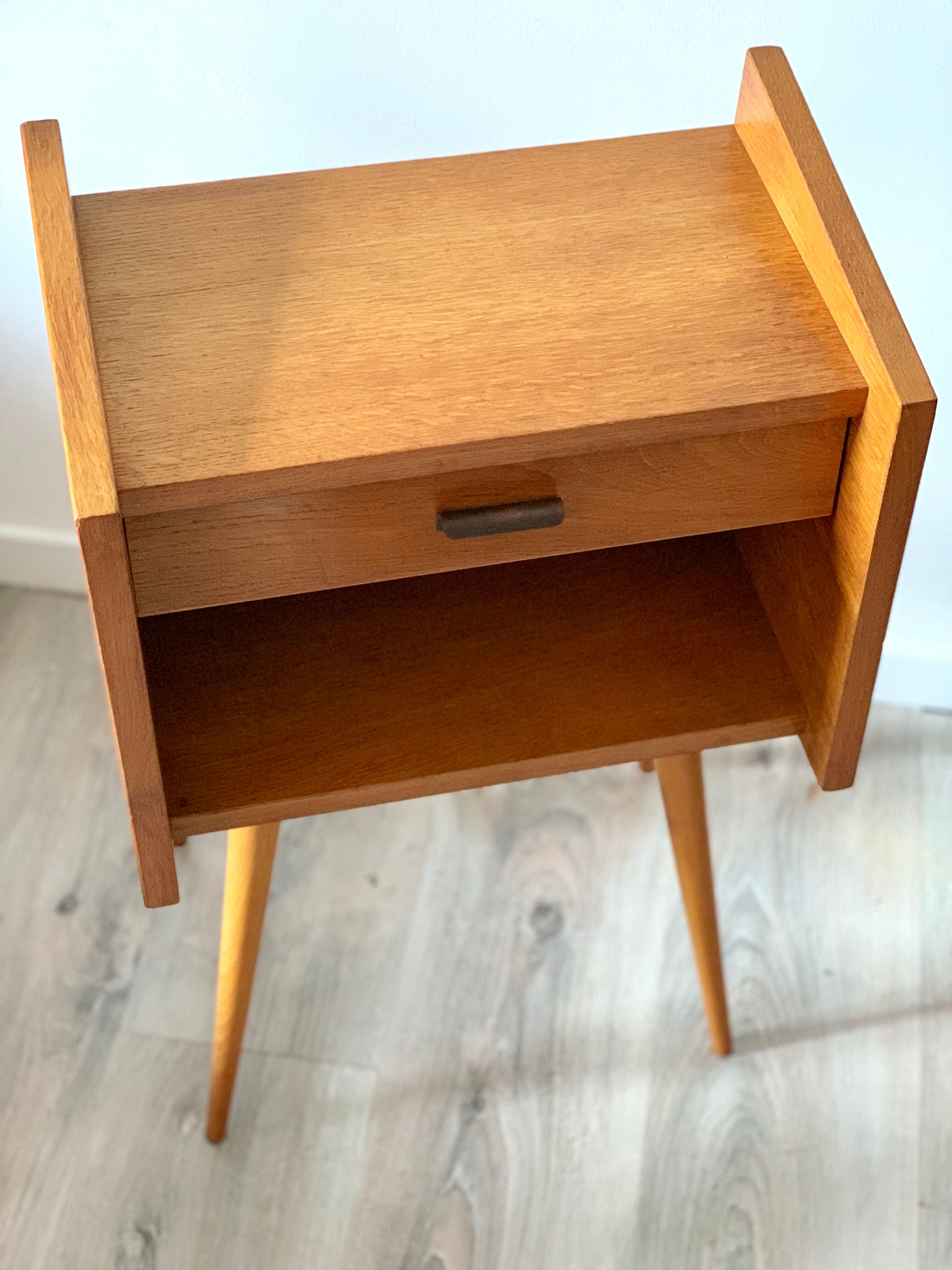 Bedside years 50 feet compass