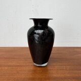 Postmodern black art glass vase by Hans Jürgen Richartz for the Richartz art collection, 1980s.