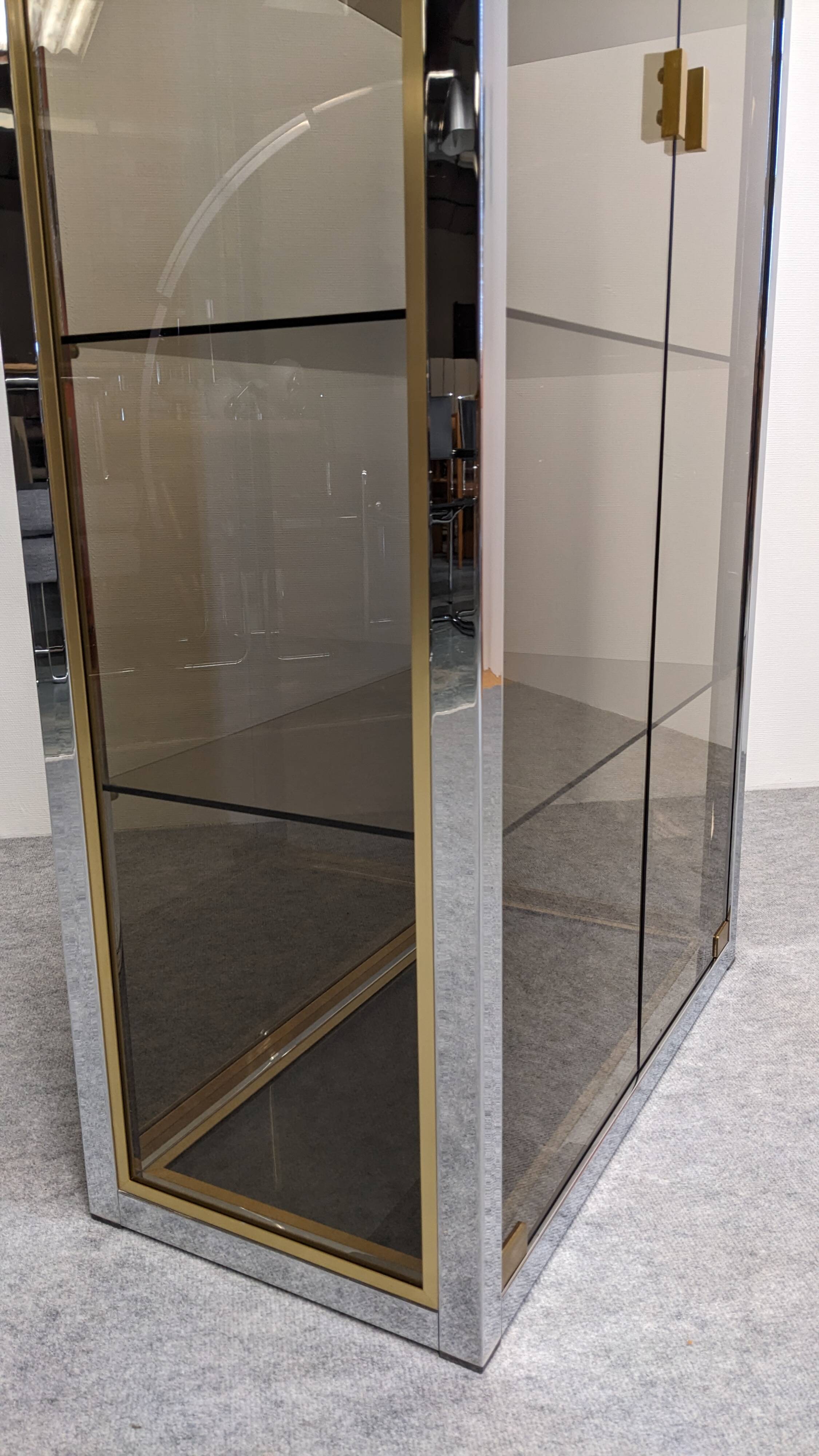 Hollywood Regency display cabinet by Renato Zevi, Italy circa 1970