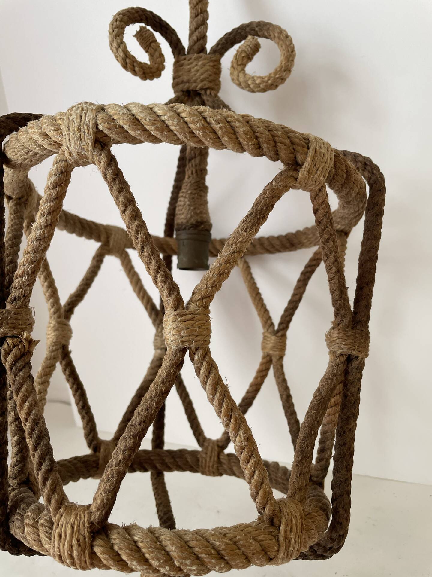 1950s rope suspension