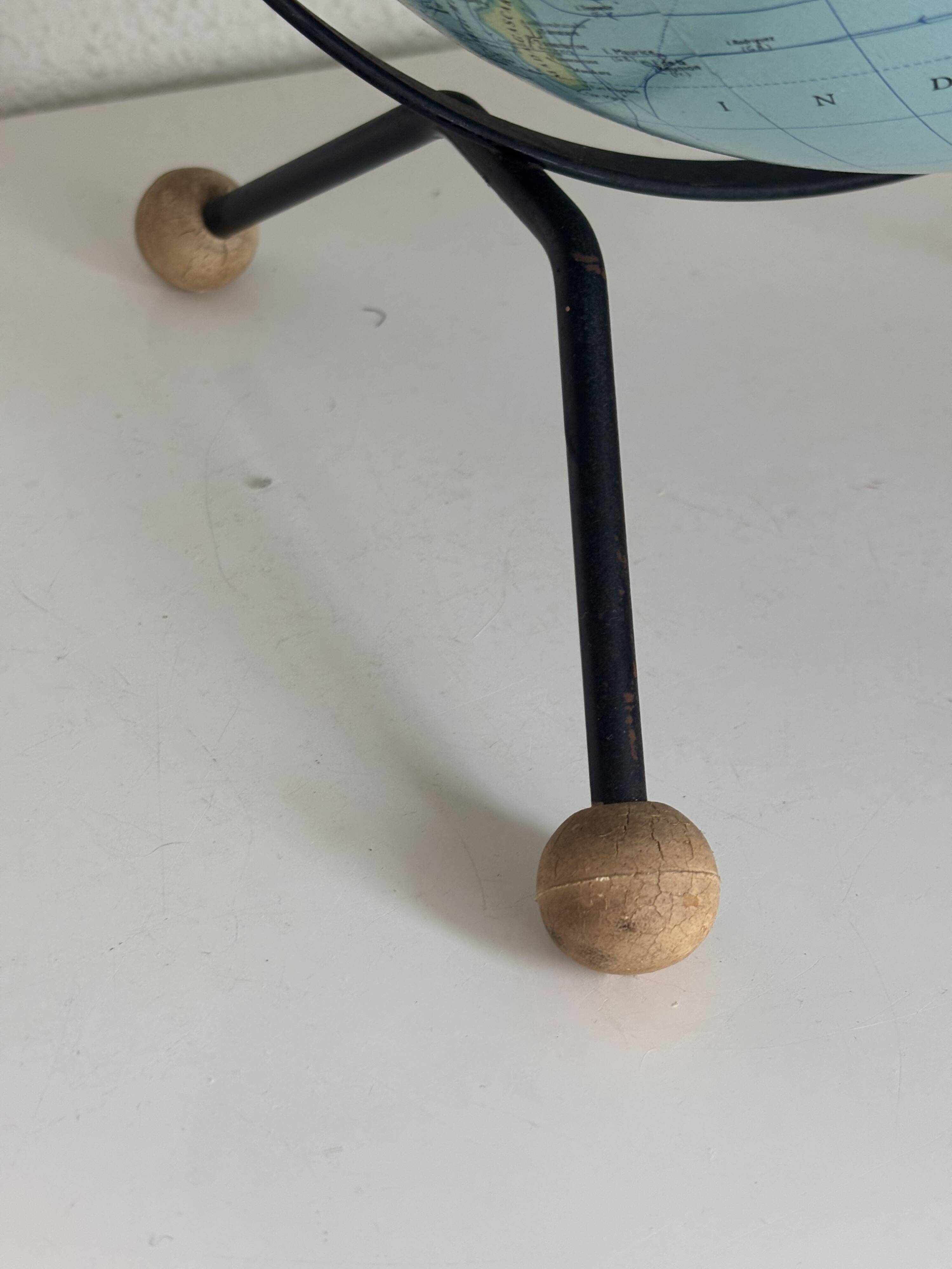 Vintage globe 1962 terrestrial world map glass tripod Taride - 32 cm