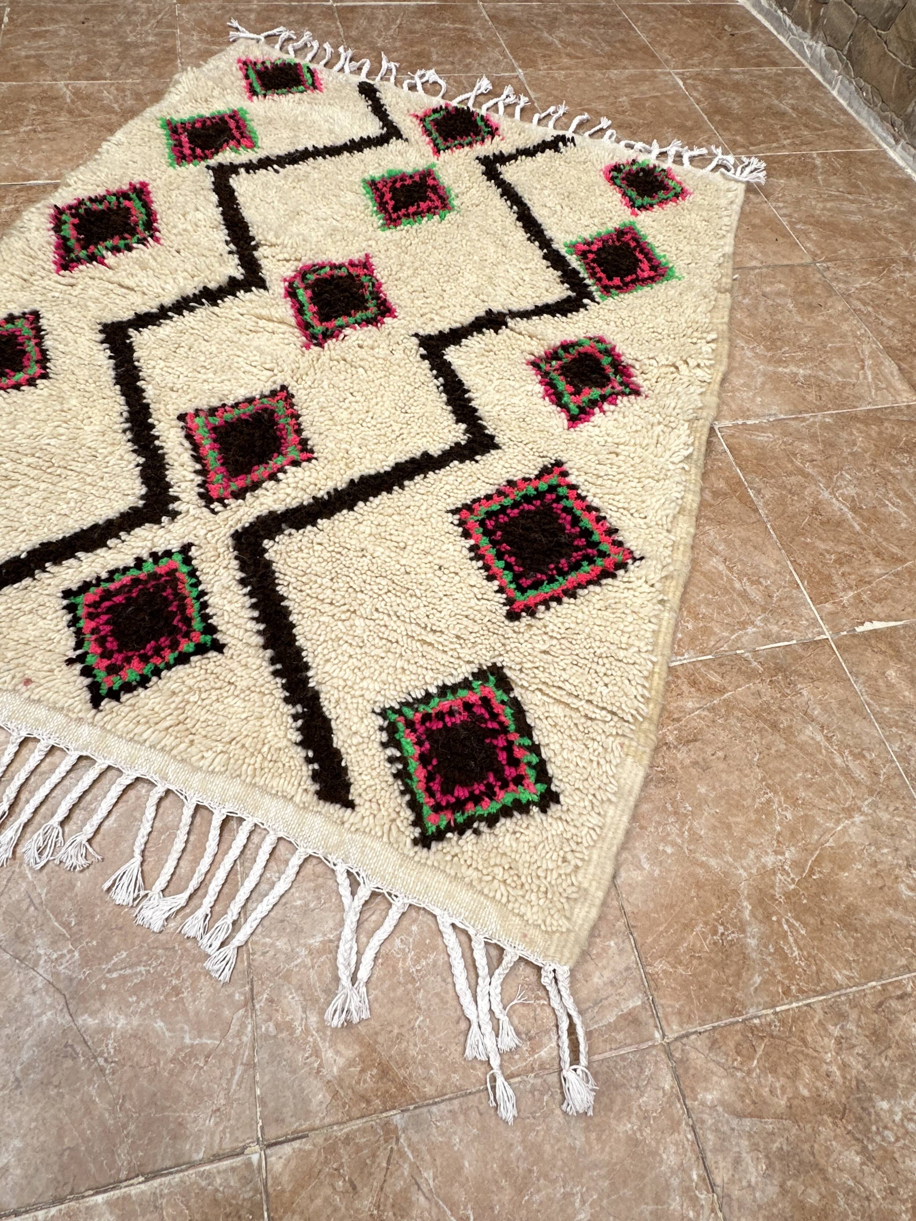 Small Moroccan Azilal rug, authentic vintage Moroccan Berber rug