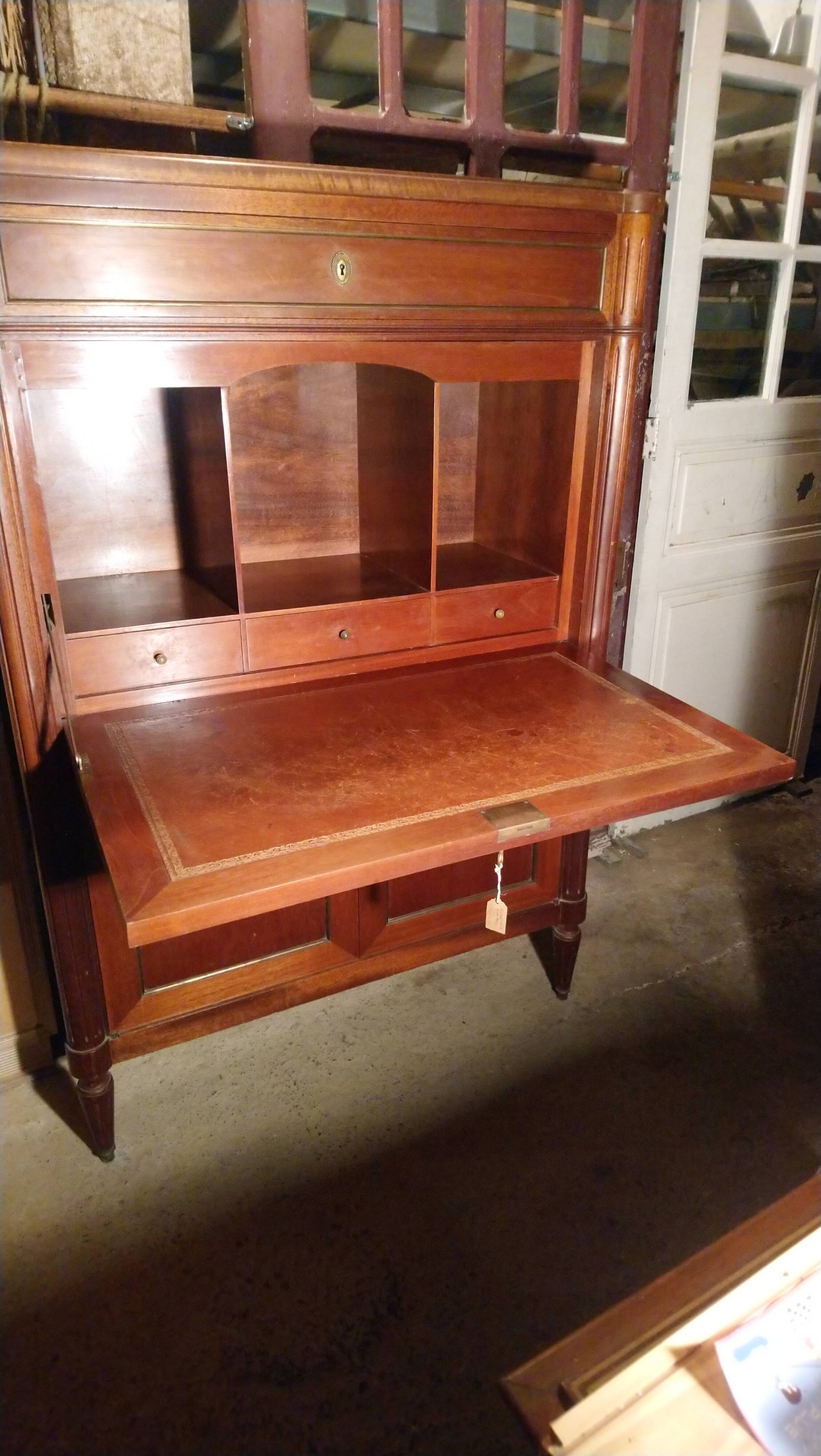 English-style solid wood secretary.