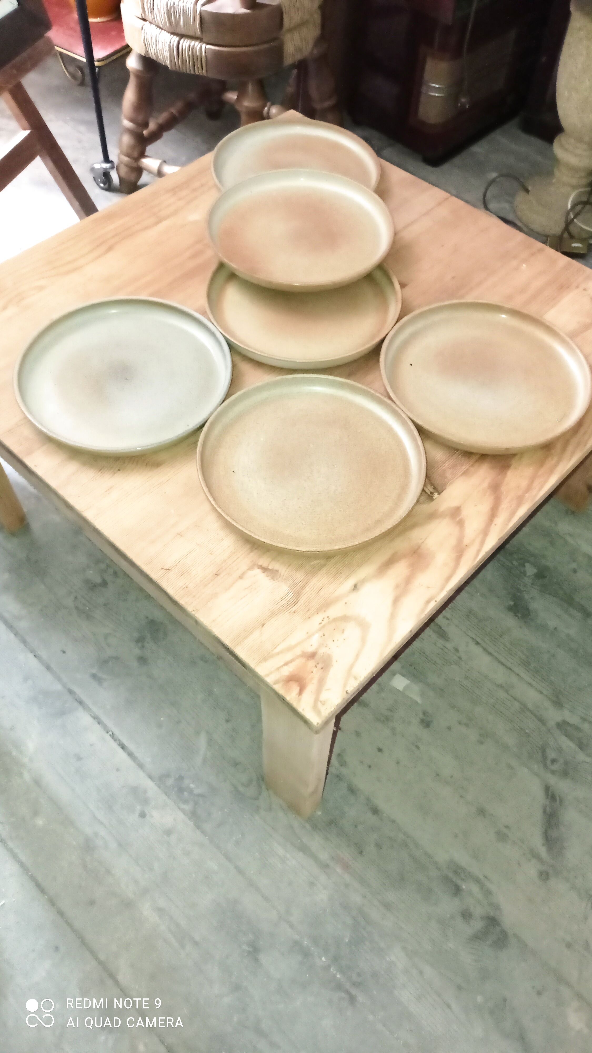 Set of six plates in sandstone