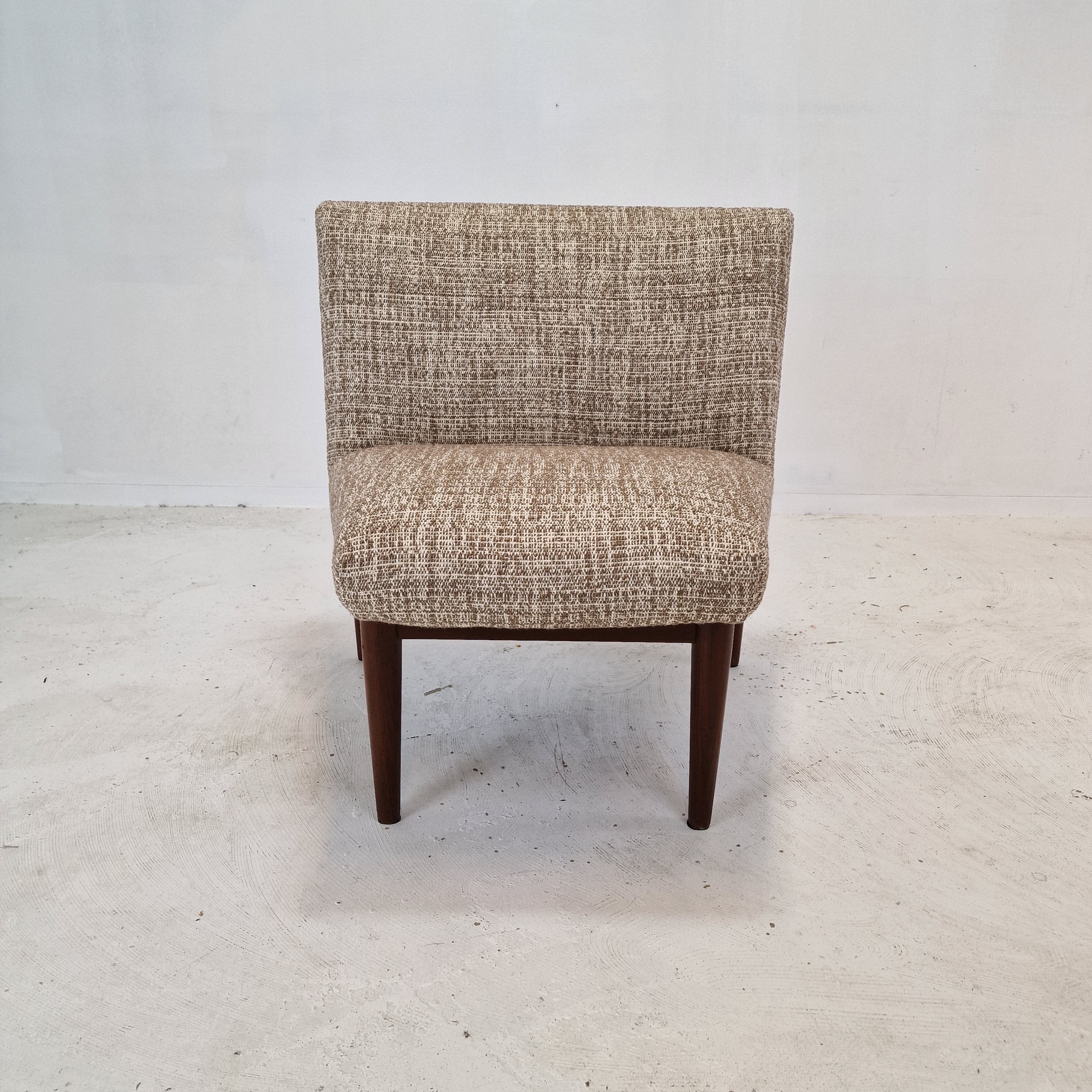 Mid-century round bench in teak Denmark 1960s