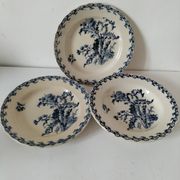 Trio of Gien soup plates – Chardon model in navy blue