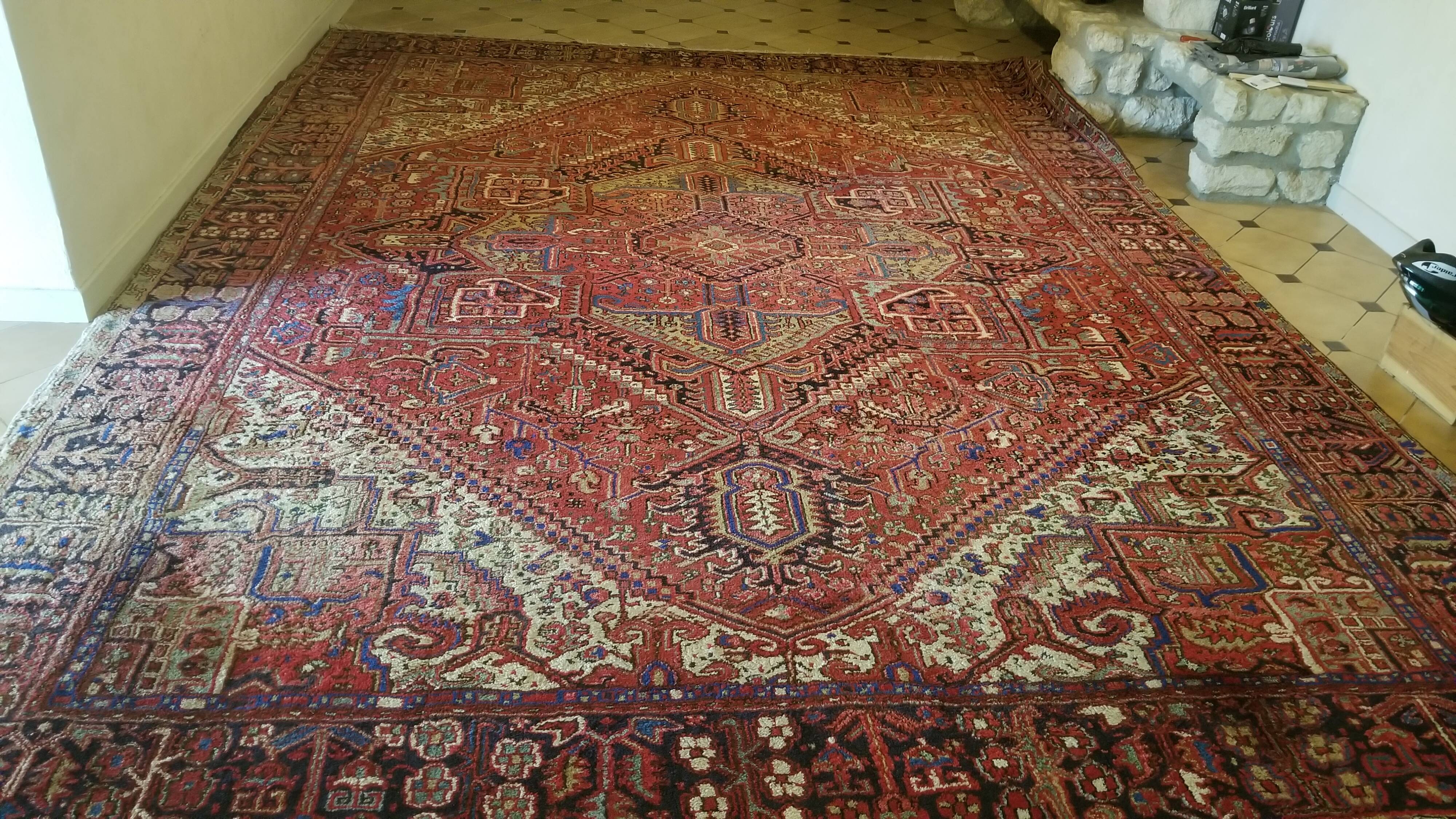 Heriz hand-knotted carpet from Iran, 3m X 4m