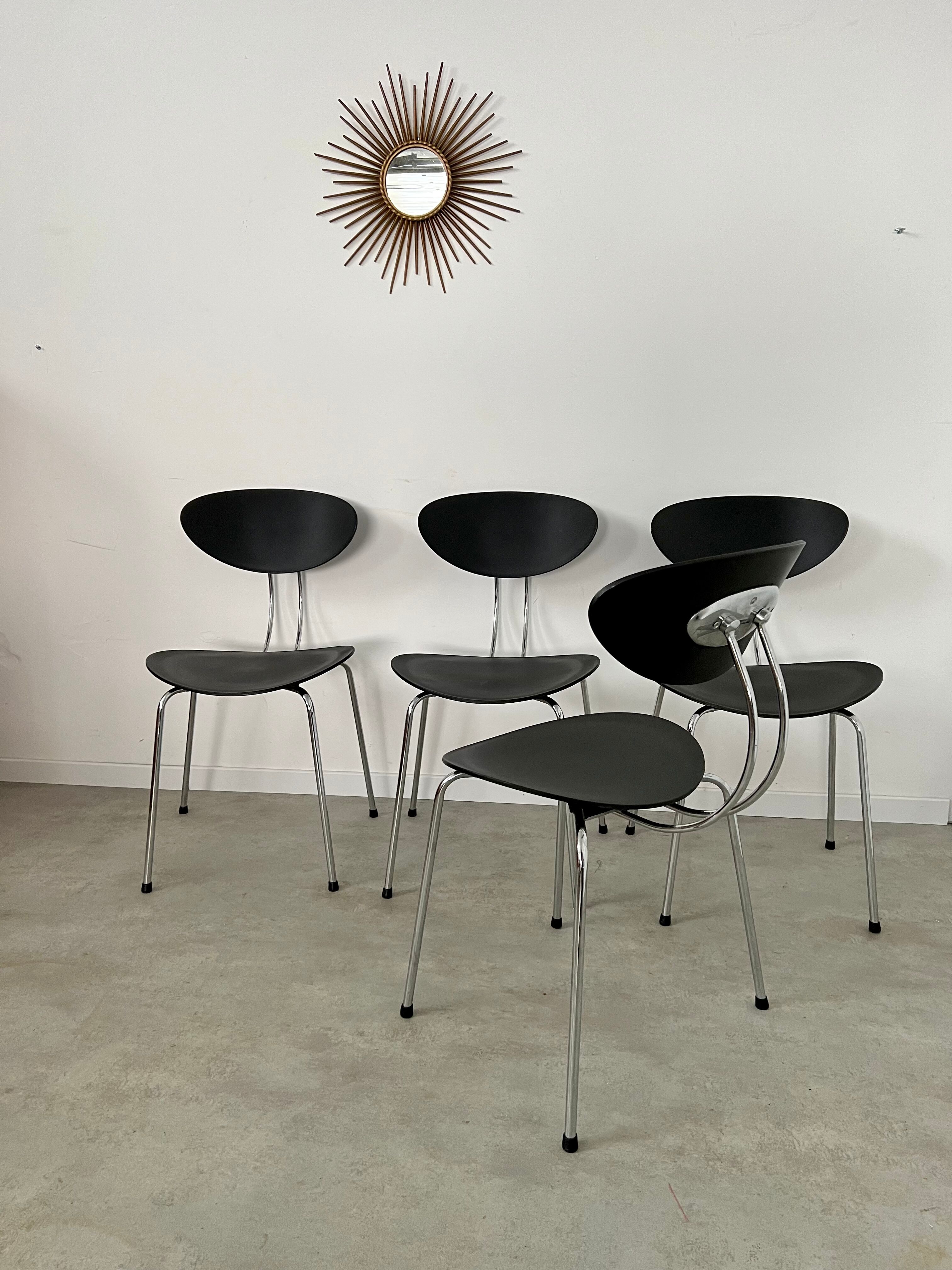 Lot 4 anciennes chaises design italien années 80
