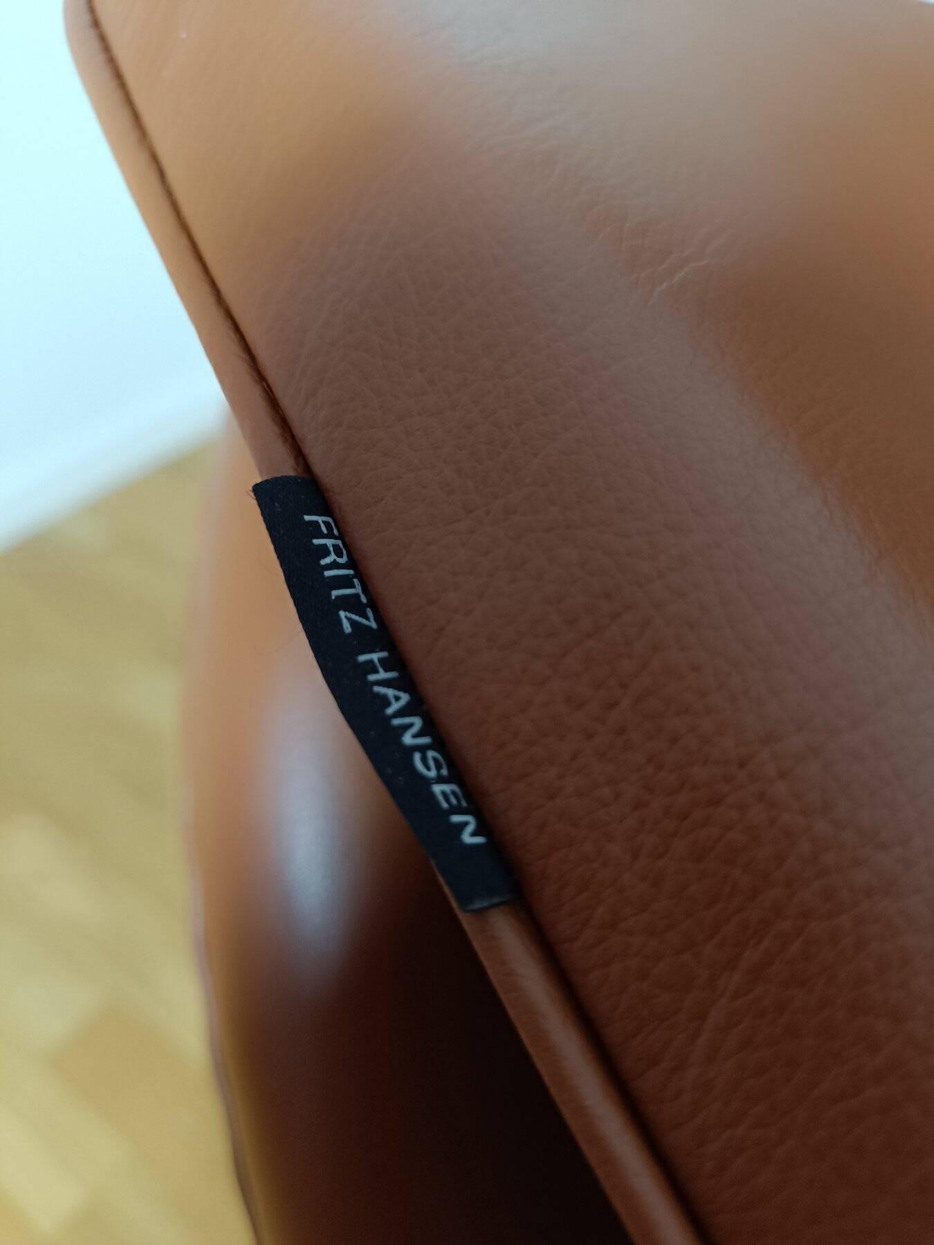 Arne Jacobsen - Egg Chair - Arne Jacobsen - Lounge chair