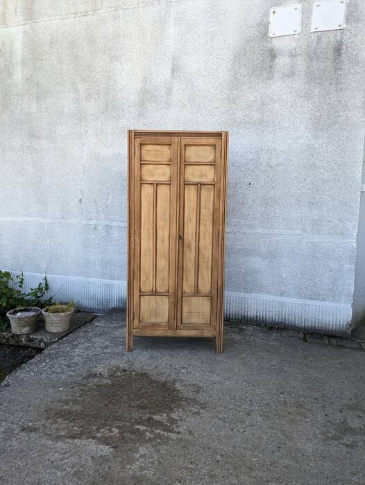 Small Parisian wardrobe