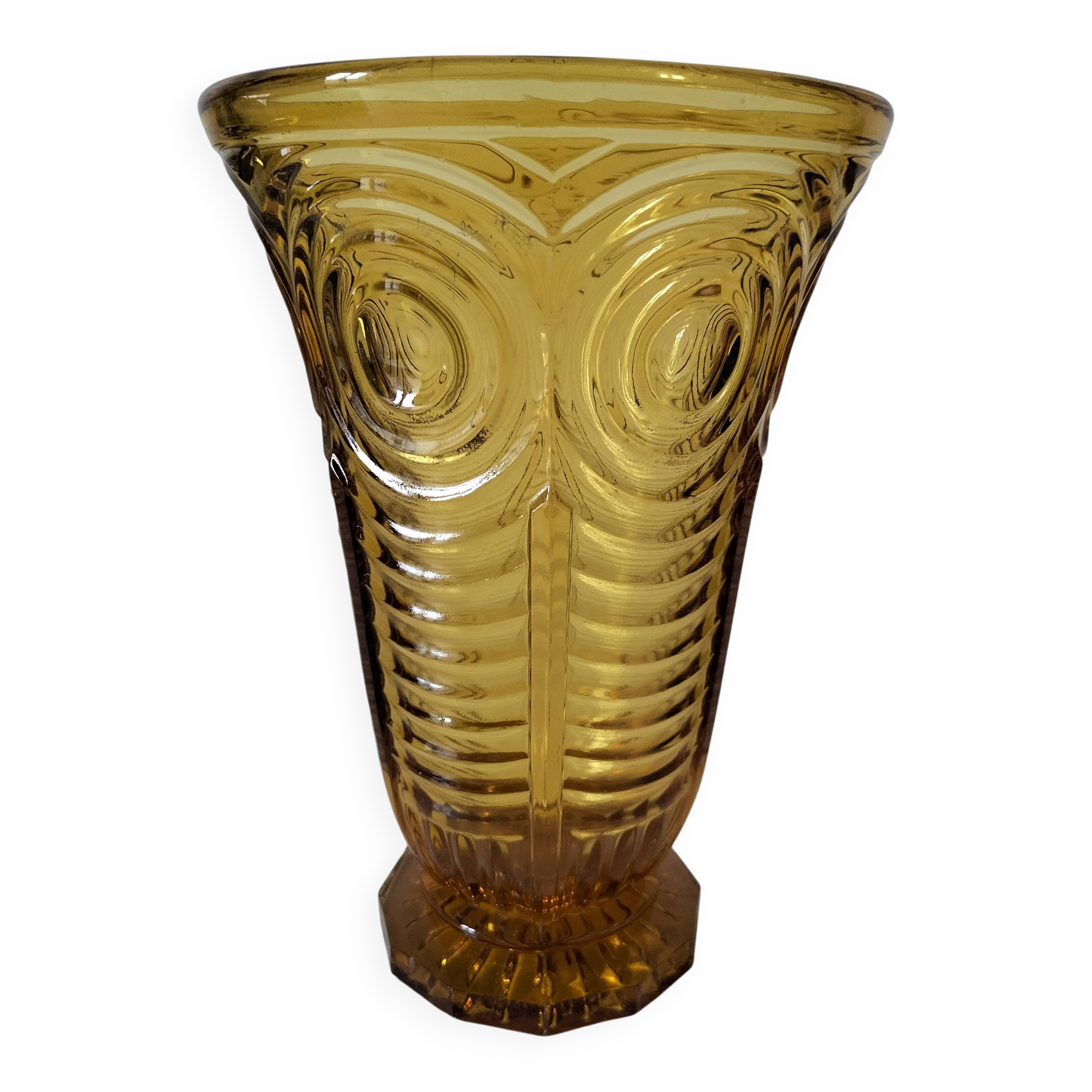 Art Deco vase in molded pressed glass, amber color