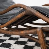 Rattan chaise longue