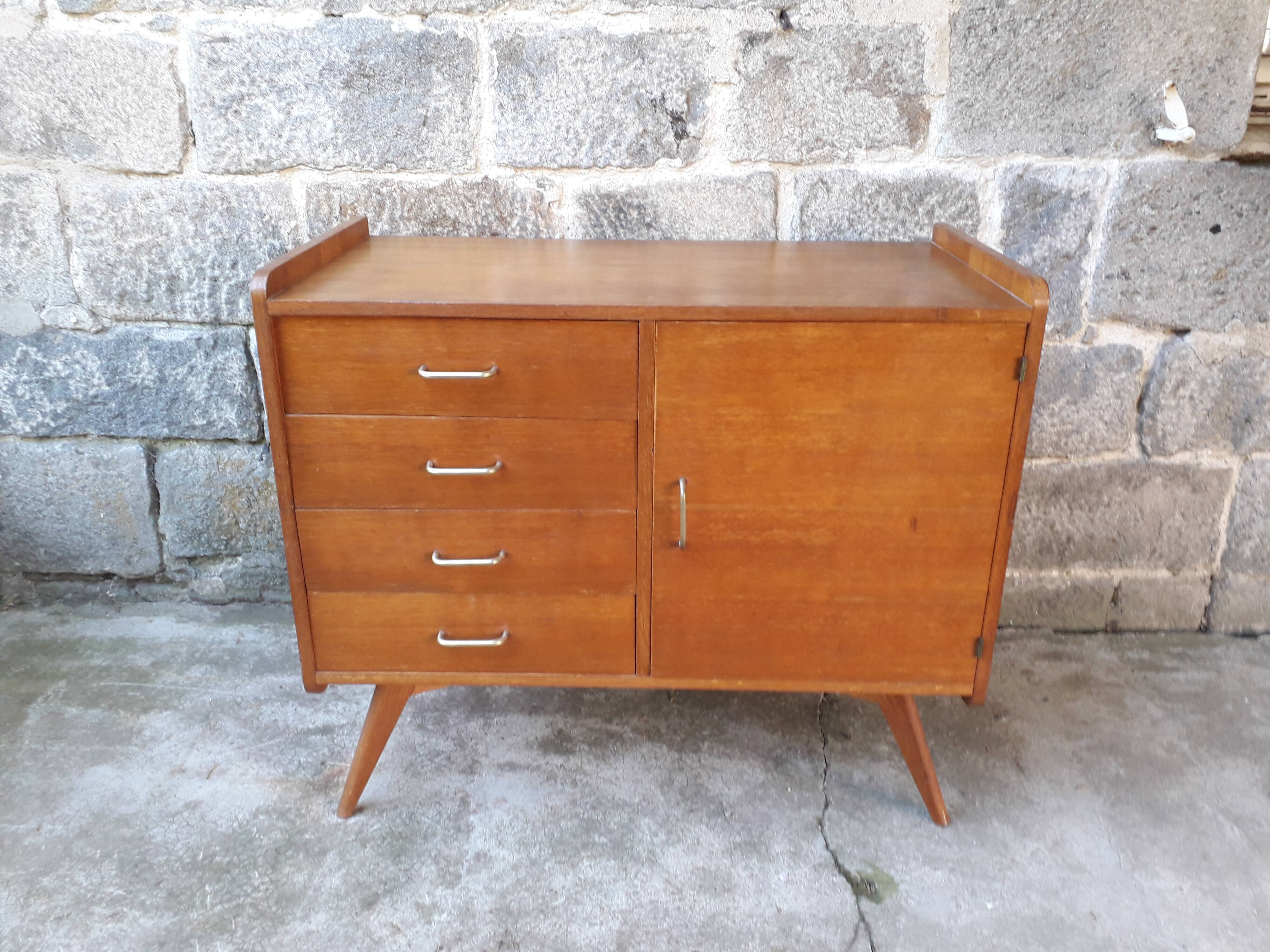Vintage dresser compass feet