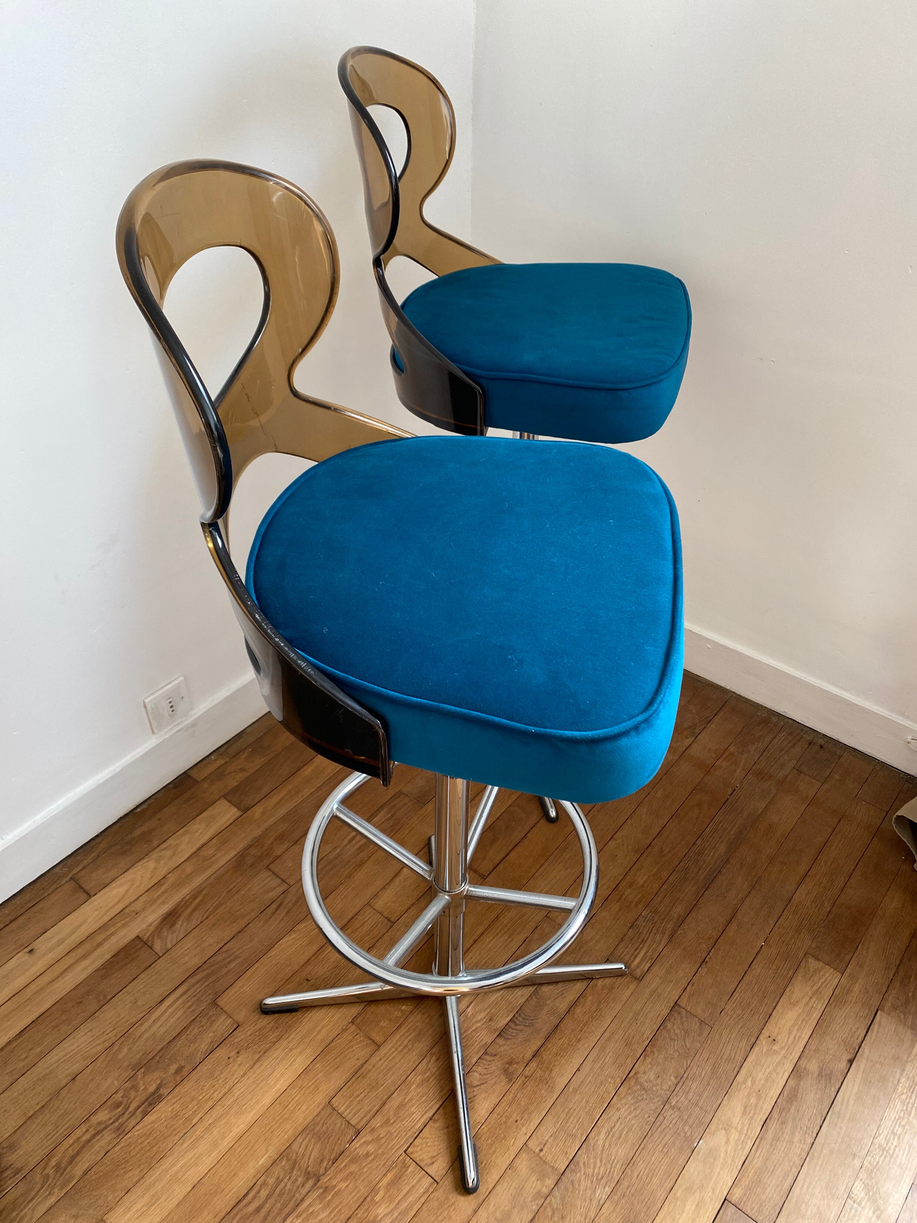 Vintage bar chair 1970