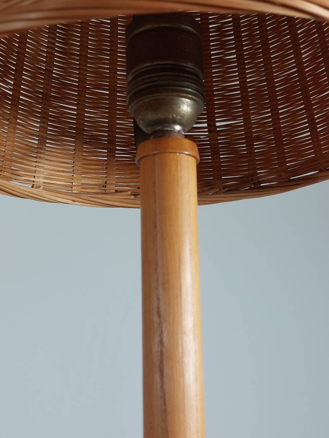 Vintage wooden and brass table lamp by Temde from the 1950s.