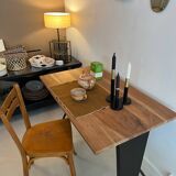 Two-tone bistro table