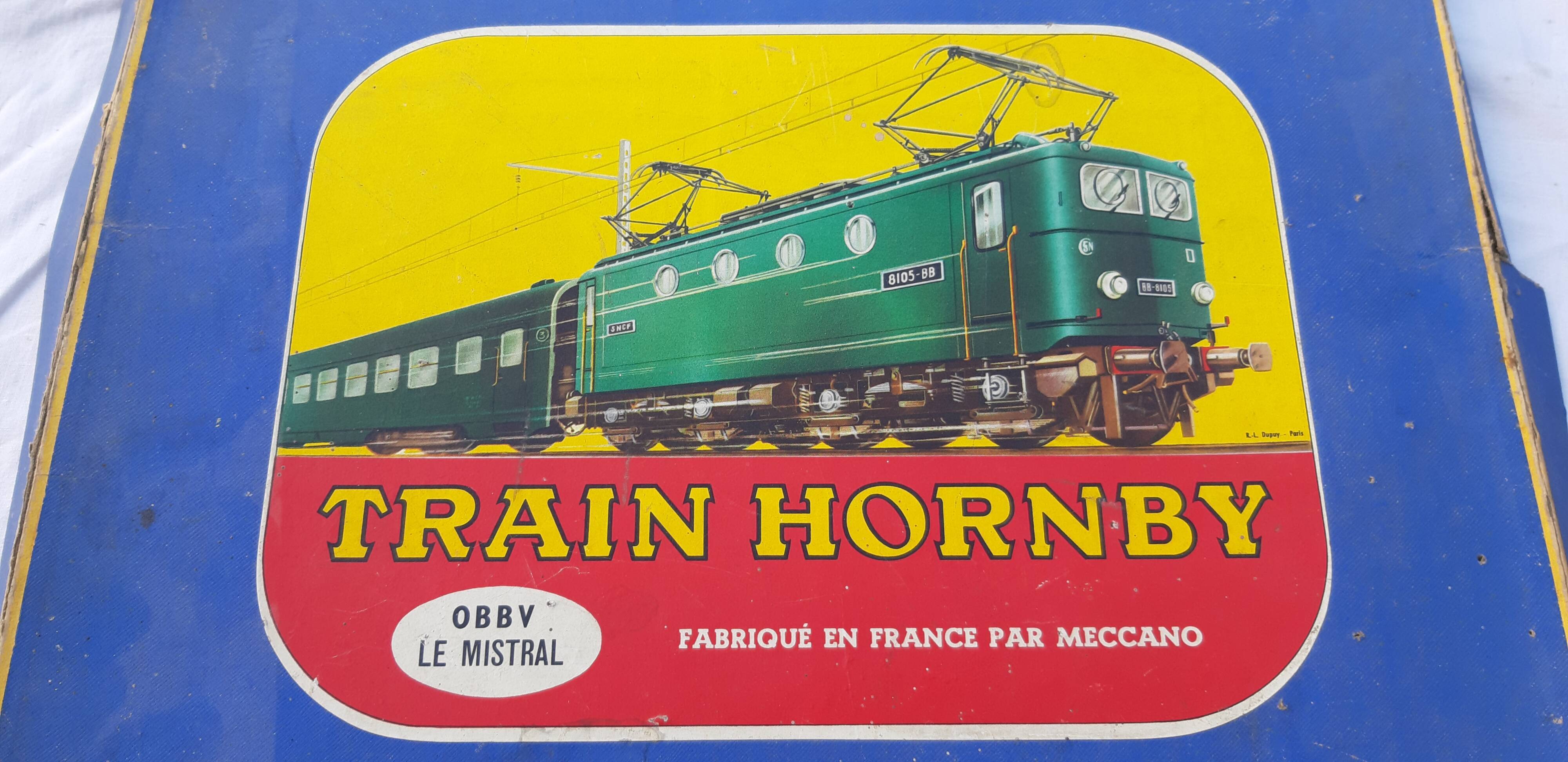 Train Hornby DBBV Le Mistral par Meccano