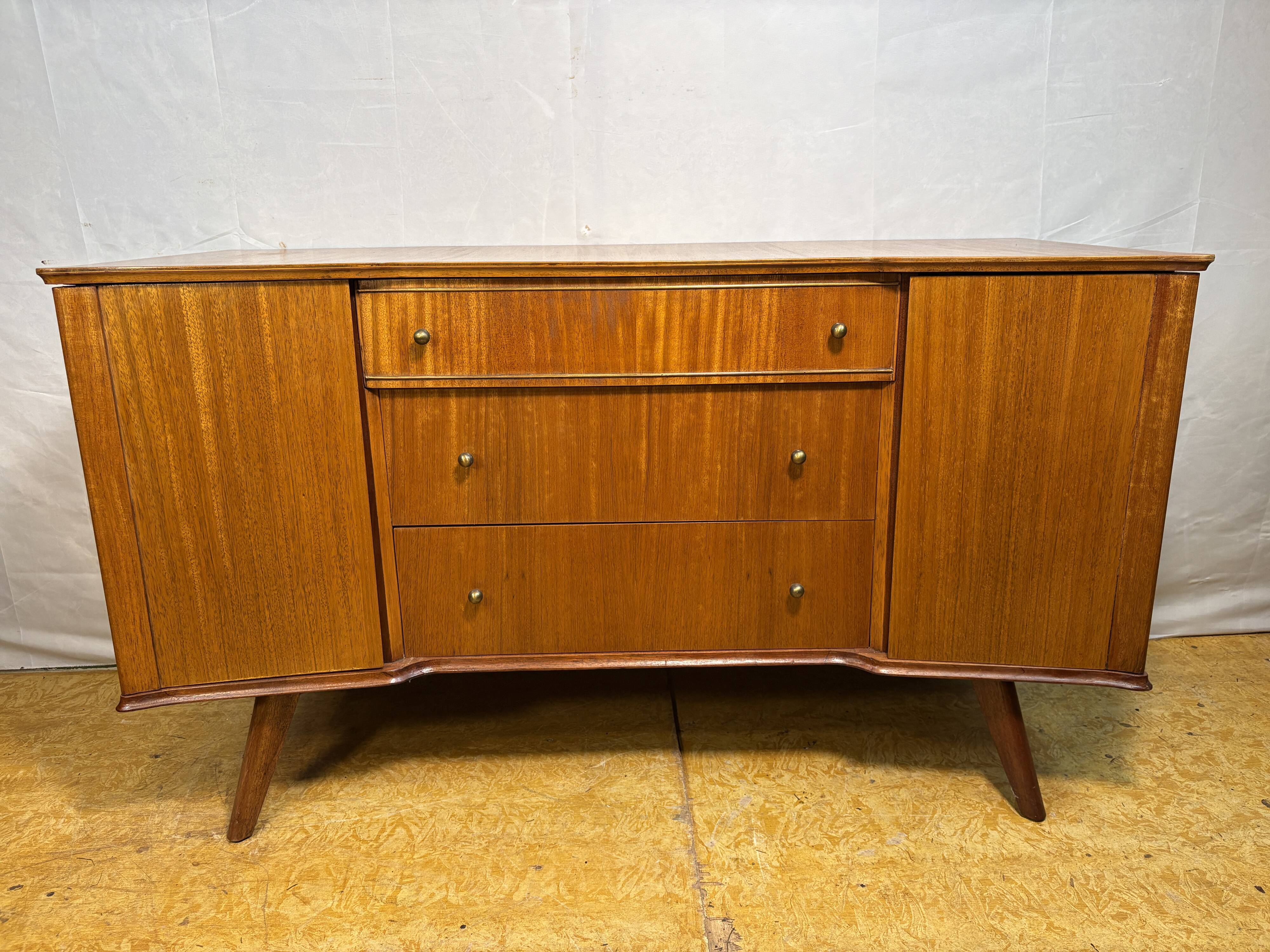 Mid-Century Retro Vintage Teak Sideboard by William Lawrence 1960  Elegant