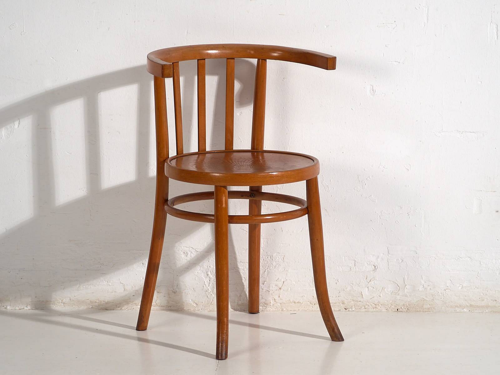 Antique bentwood chairs with carved seats (c. 1920). Set of 4 #1