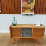 Compass feet sideboard