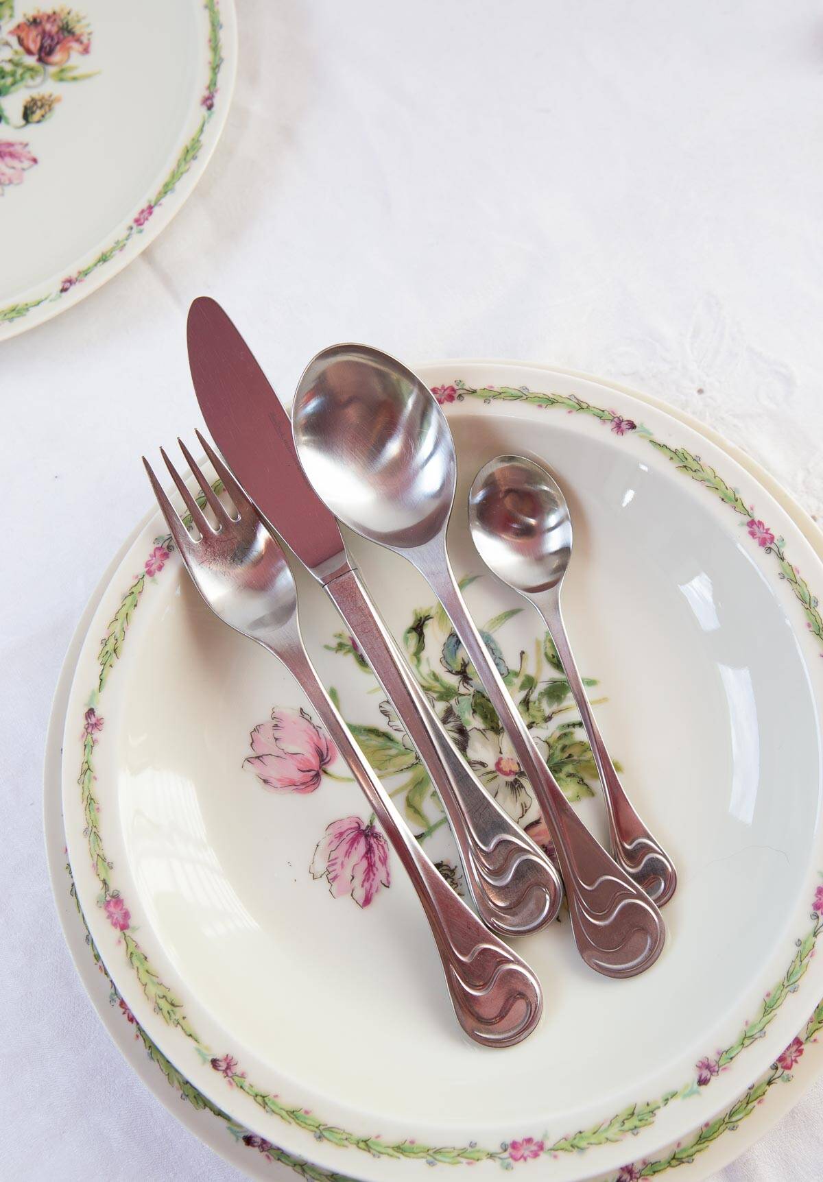 Rosenthal cutlery set. Asimmetria. Bjorn Wiinblad for 4 (8 pieces)