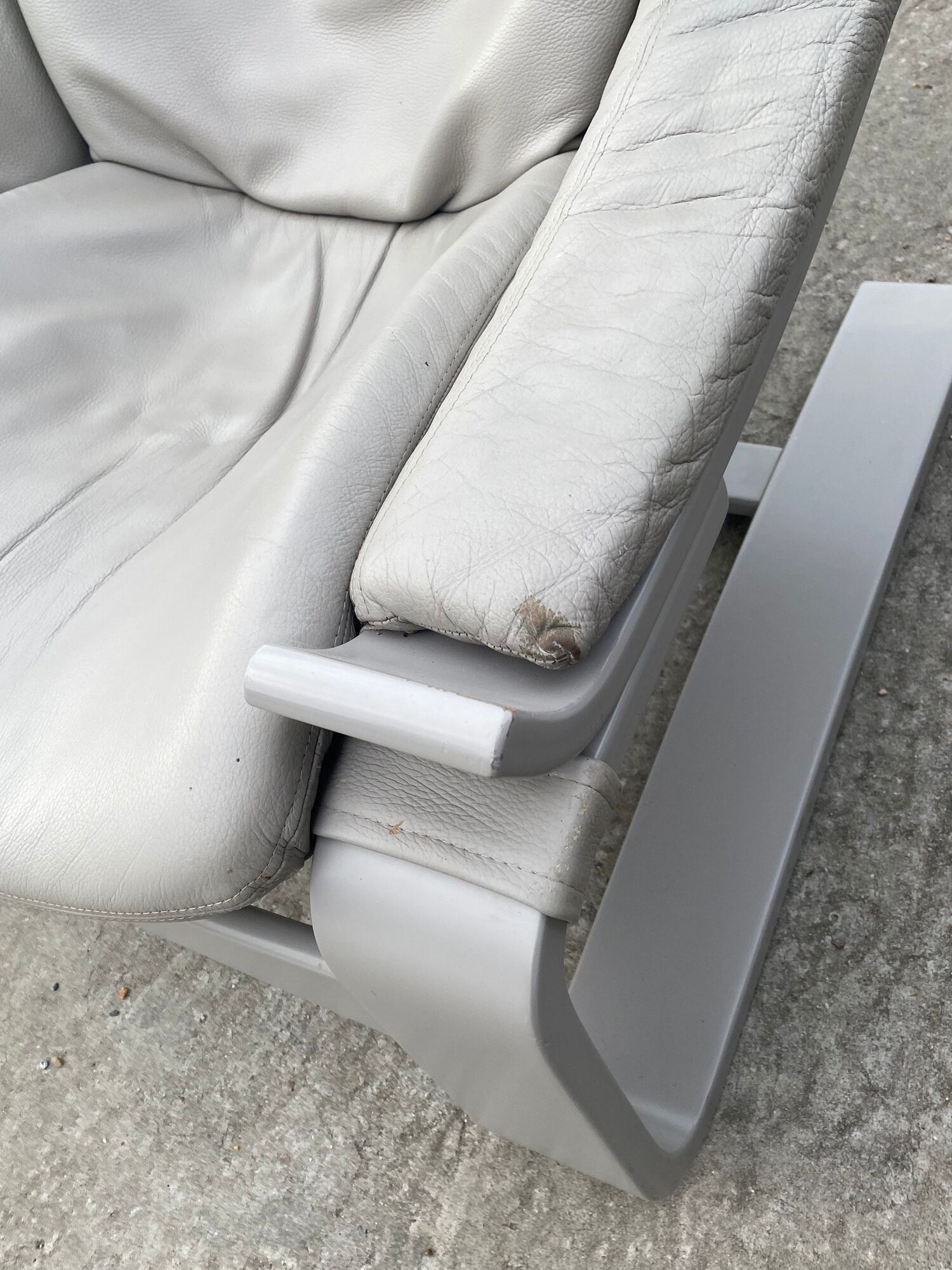 Pair of vintage grey leather armchairs by Ake Fribytter 1970