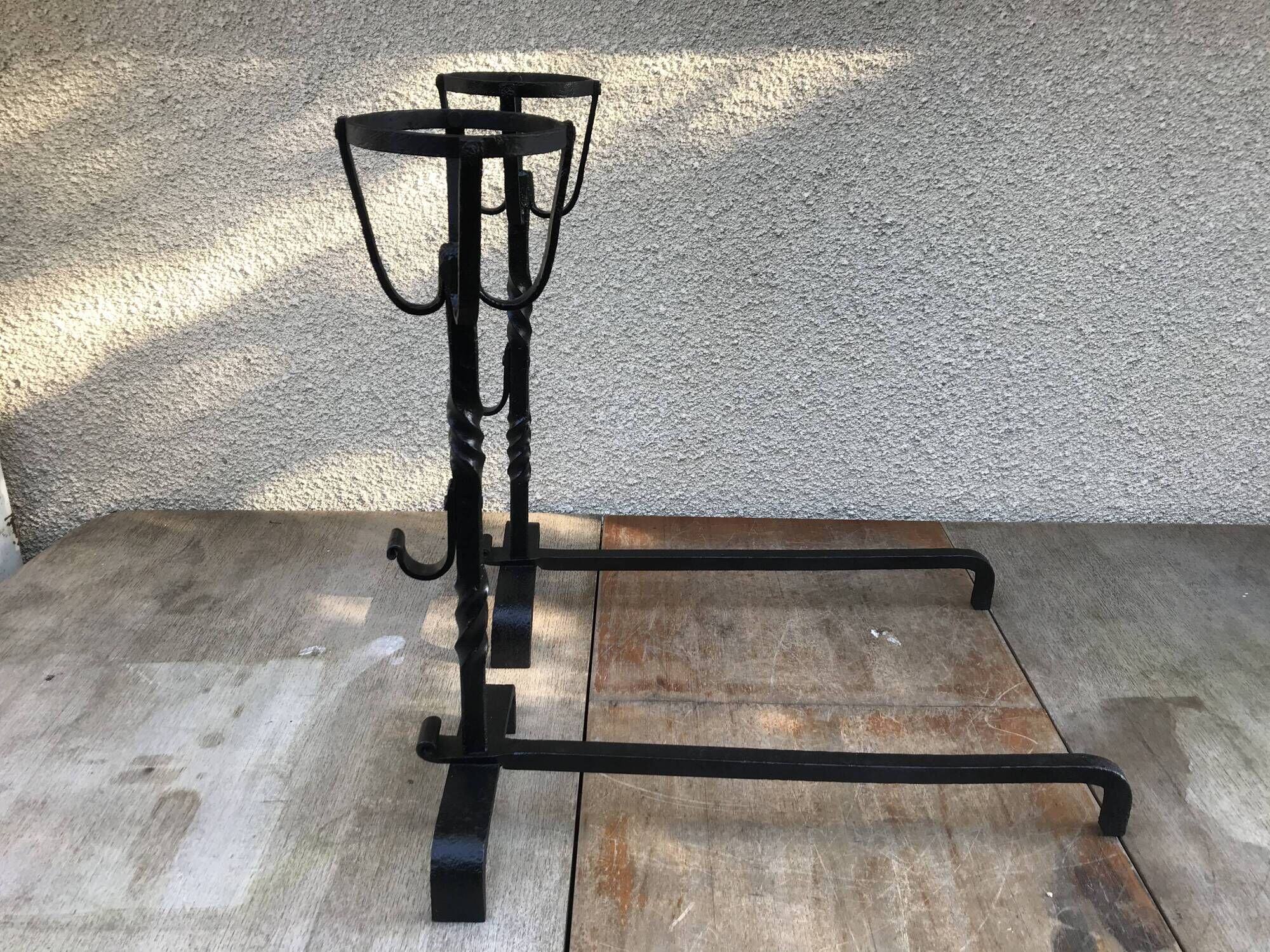 Former pair of landiers iron chimney