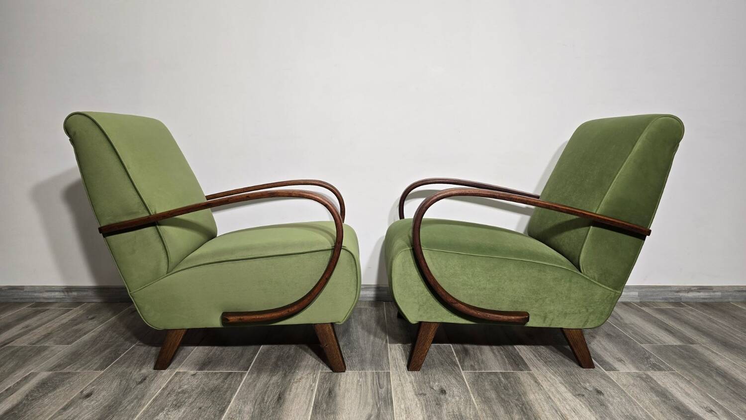 Ensemble de chaises longues par Jindrich Halabala, années 1940
