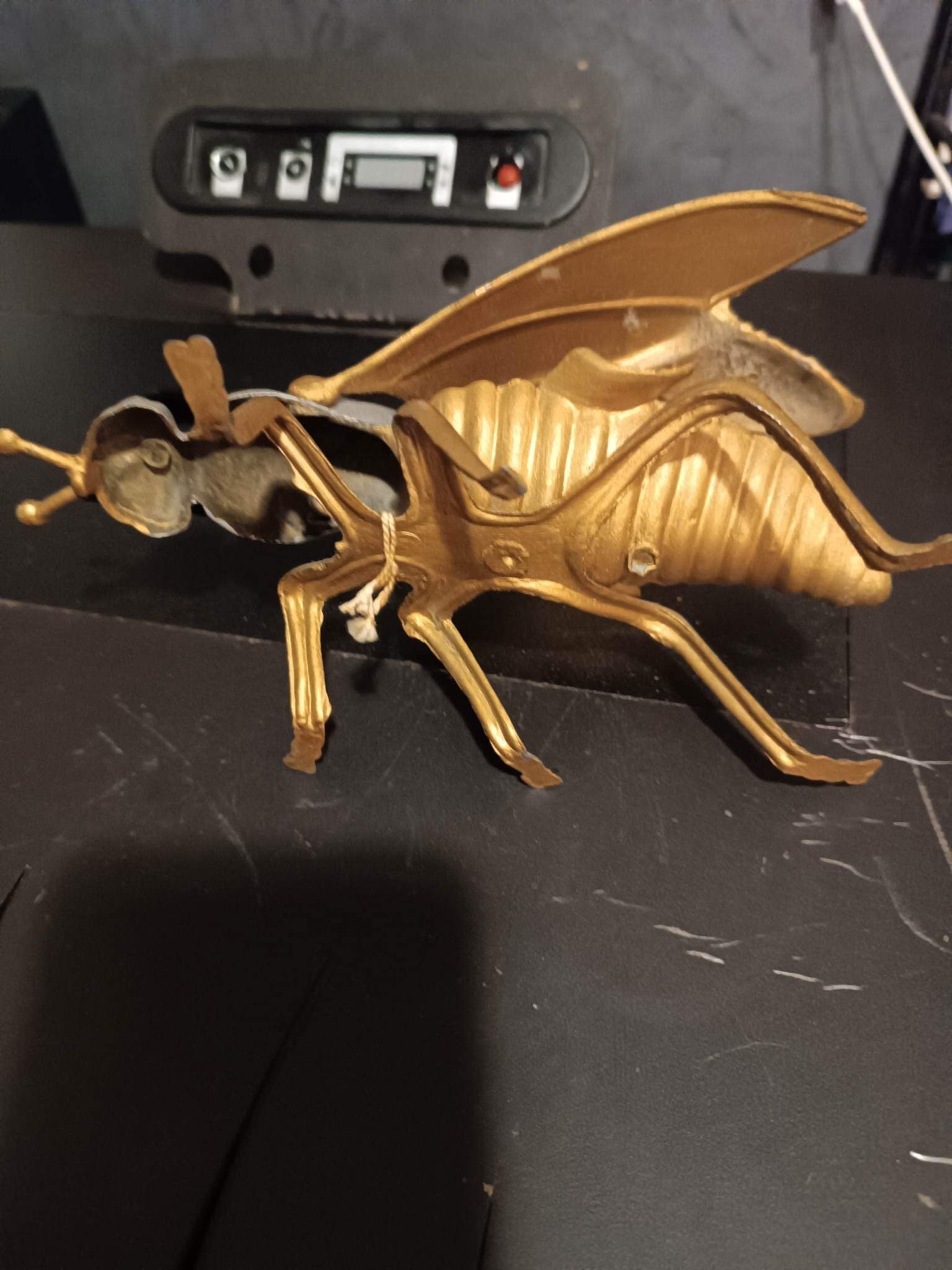 Ancien cendrier insecte en laiton dorée vintage cendrier mouche