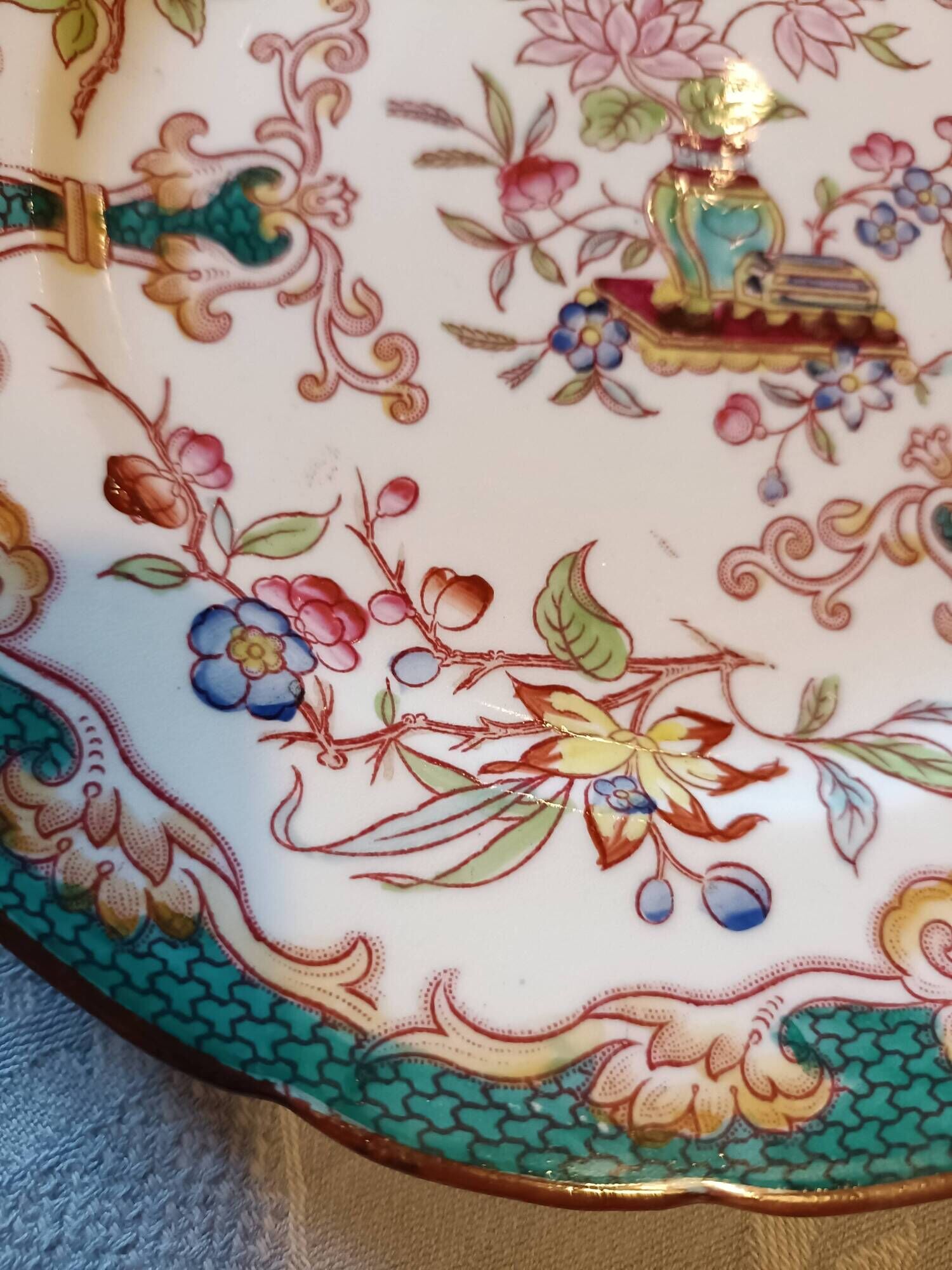 Set of 6 earthenware plates from Sarreguemines, Minton model 248.