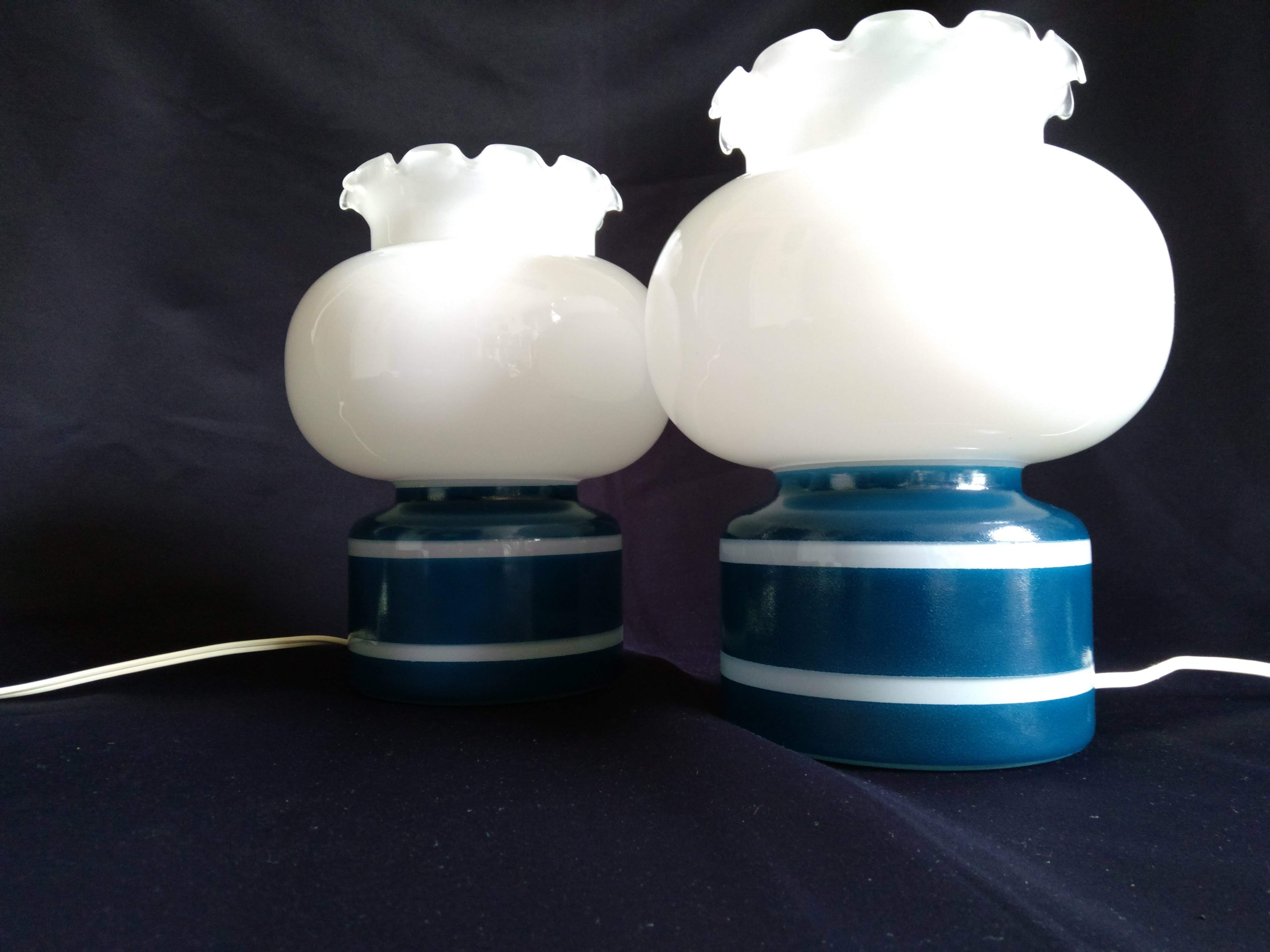Pair of duck blue and white opaline lamps