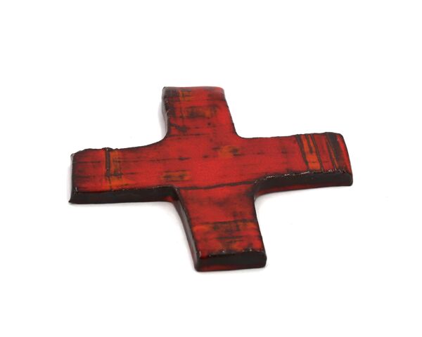 Croix murale en céramique rouge et orange, années 50