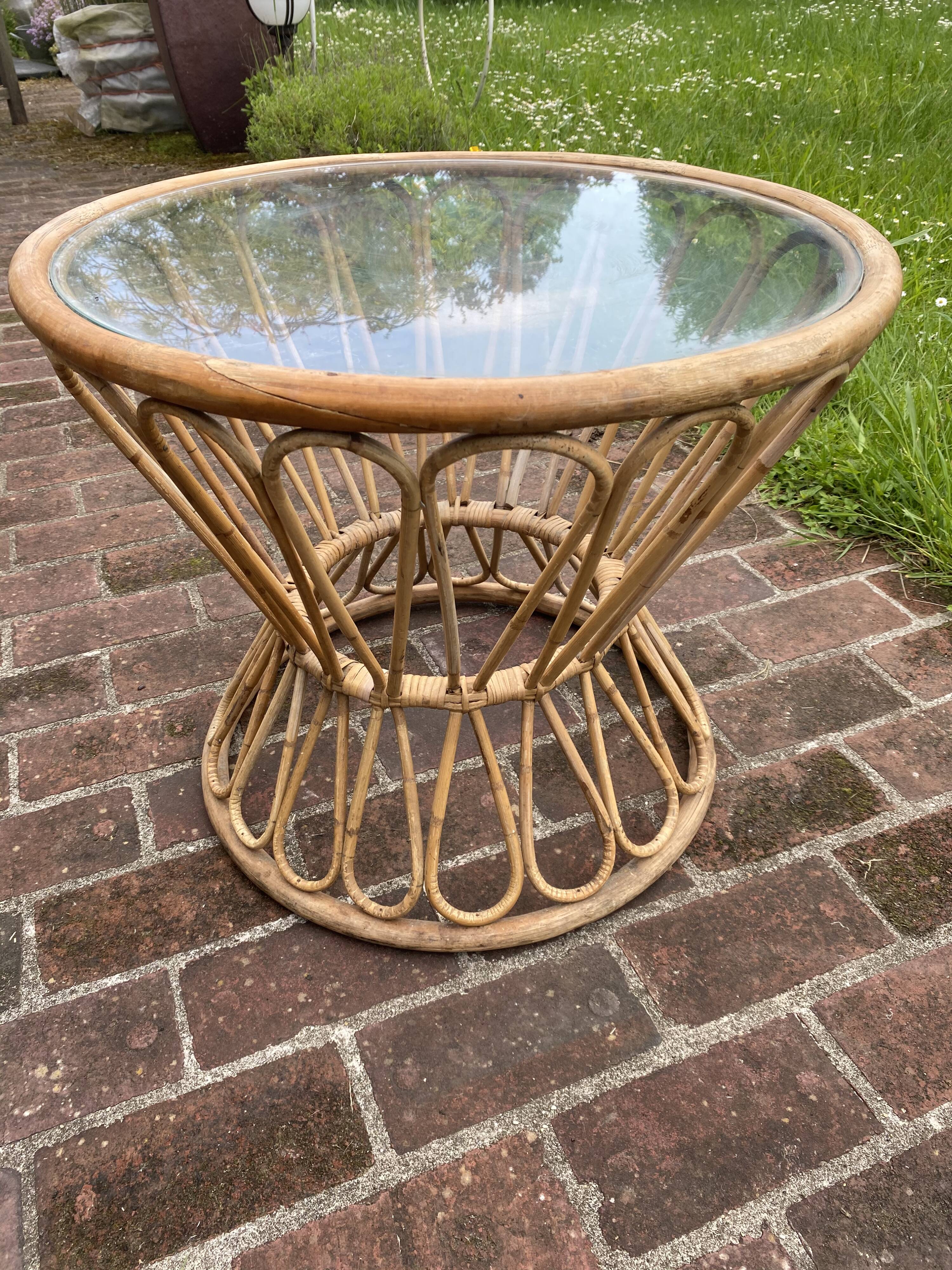 Rattan coffee table and glass top