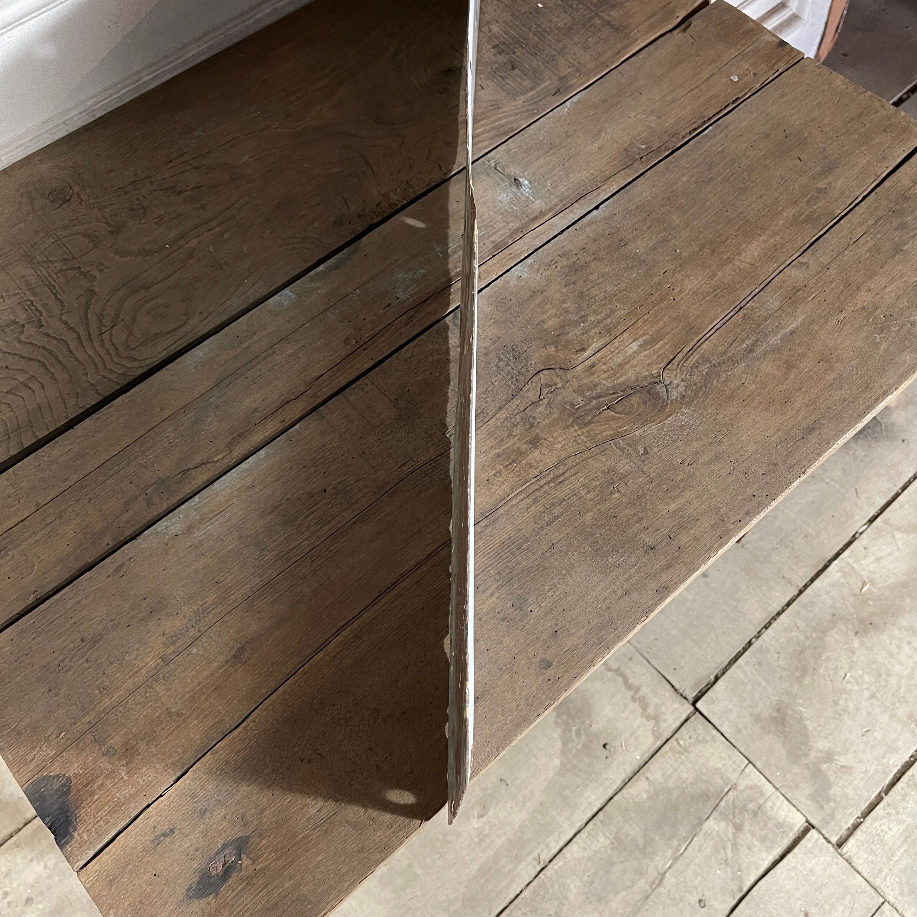 Old enamelled plaque "no smoking"