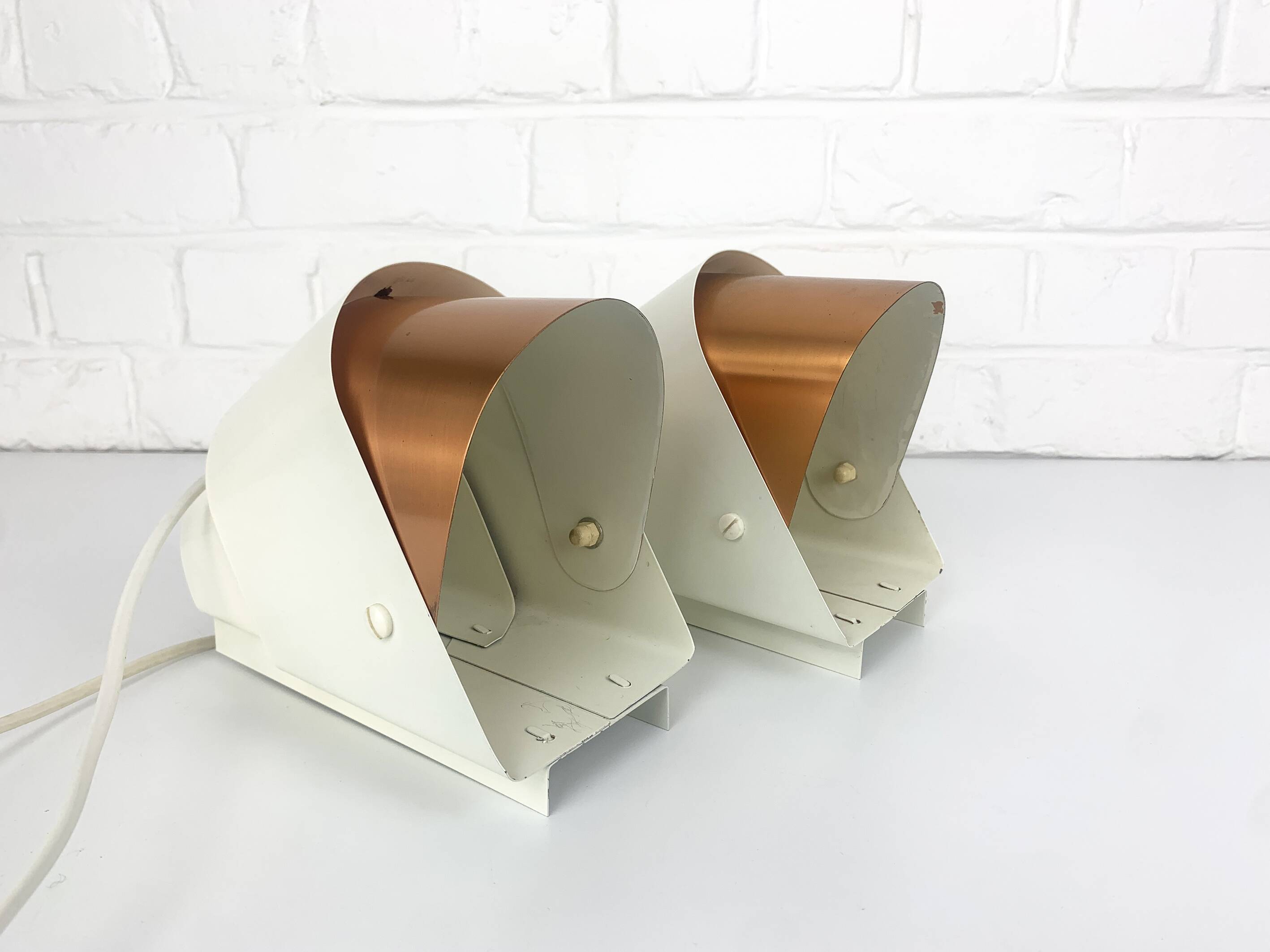 Pair of V-317 wall lights Hans-Agne Jakobsson AB Markaryd, Sweden, copper, 1960s