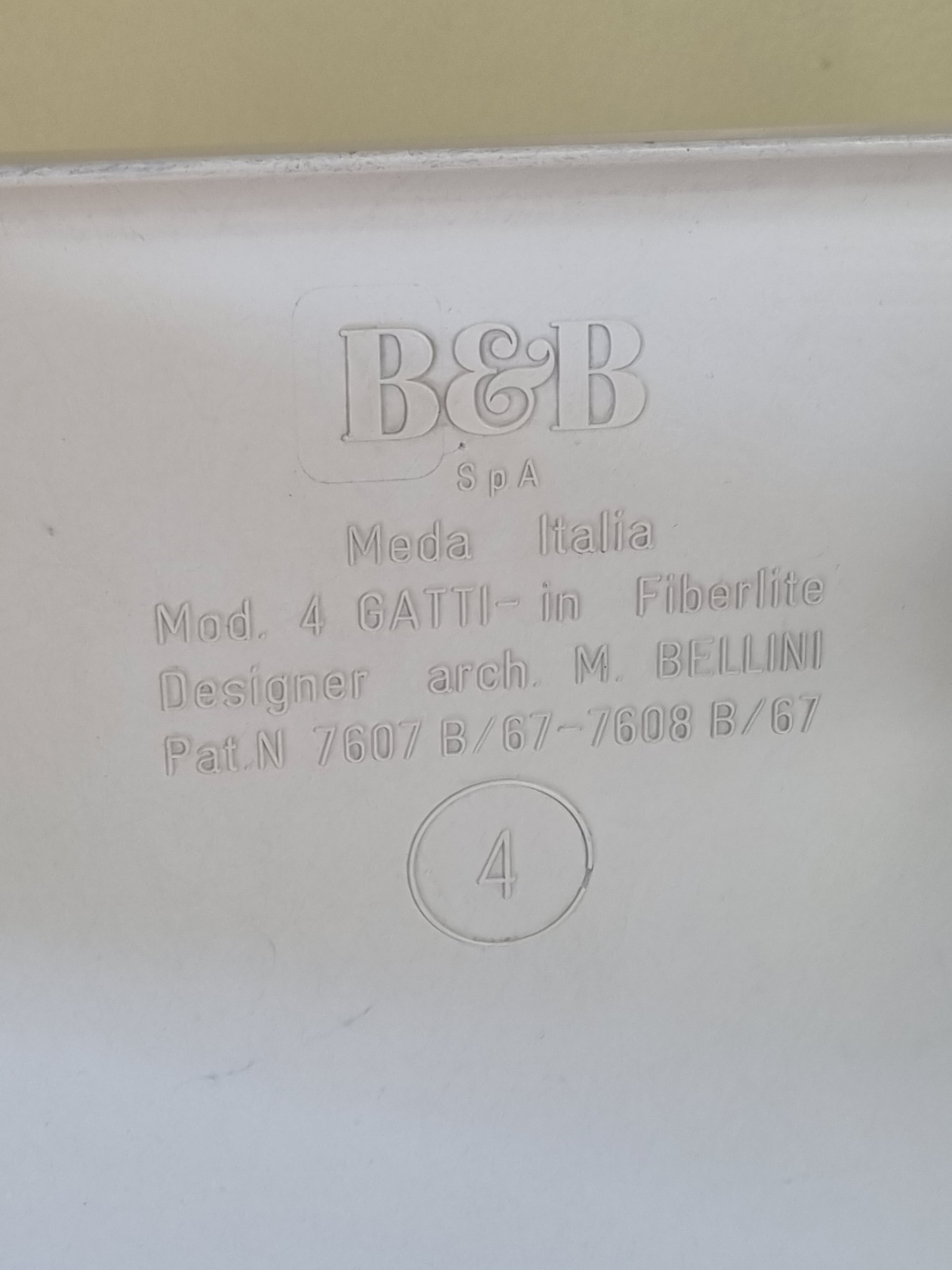 Pull-out coffee tables, "Quattro Gatti" by Mario Bellini for B&B Italia, 60s