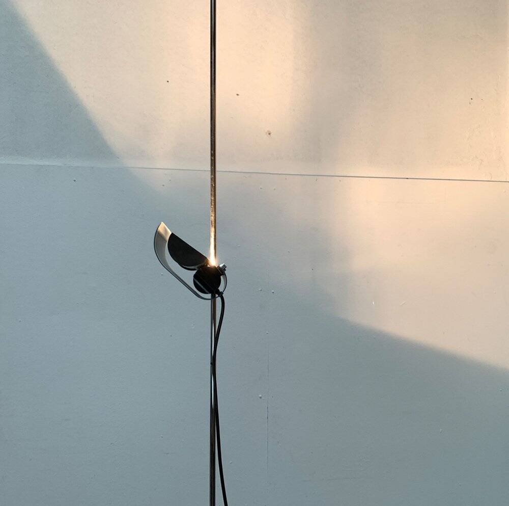 Colombo 626 floor lamp mid-century by Joe Colombo for Oluce, 1970s