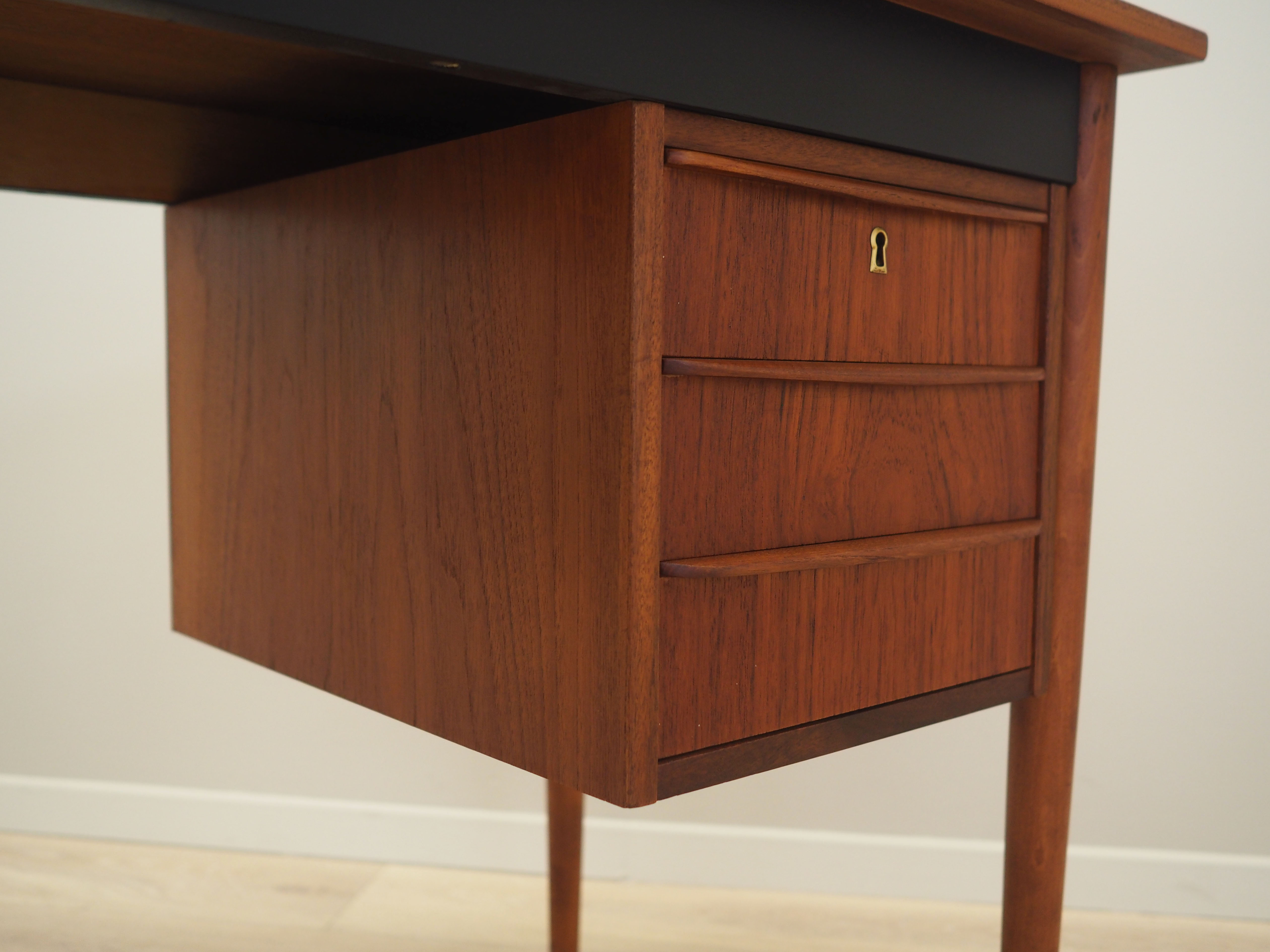 Desk teak, Danish design, 70's