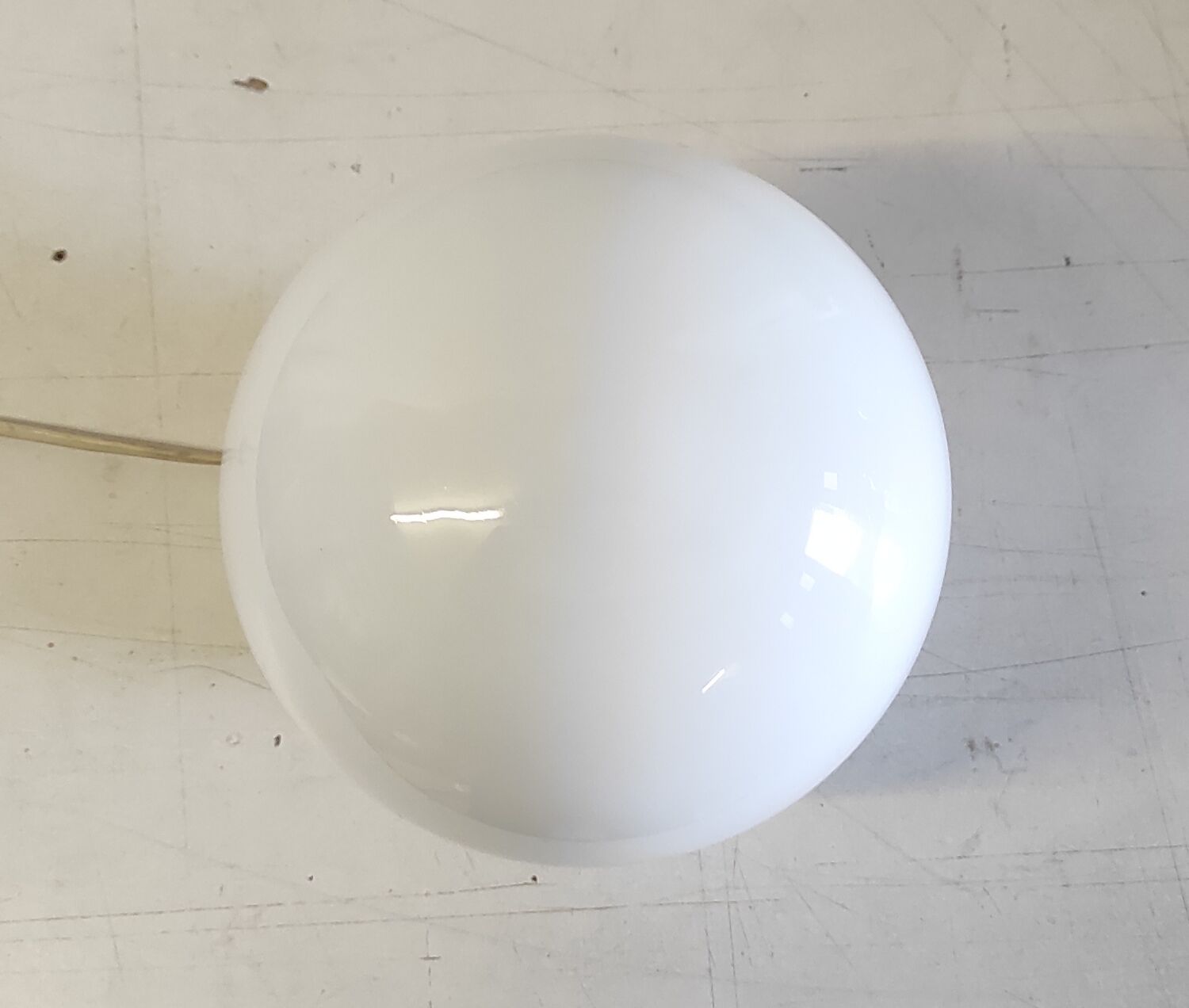 Ceiling light or table lamp with opaline globe, diameter 20cm - mid-20th century.