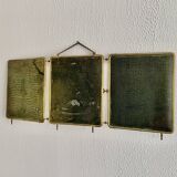 Vintage 1920s triptych barber mirror in gold and green faux crocodile leather - 37 x 87