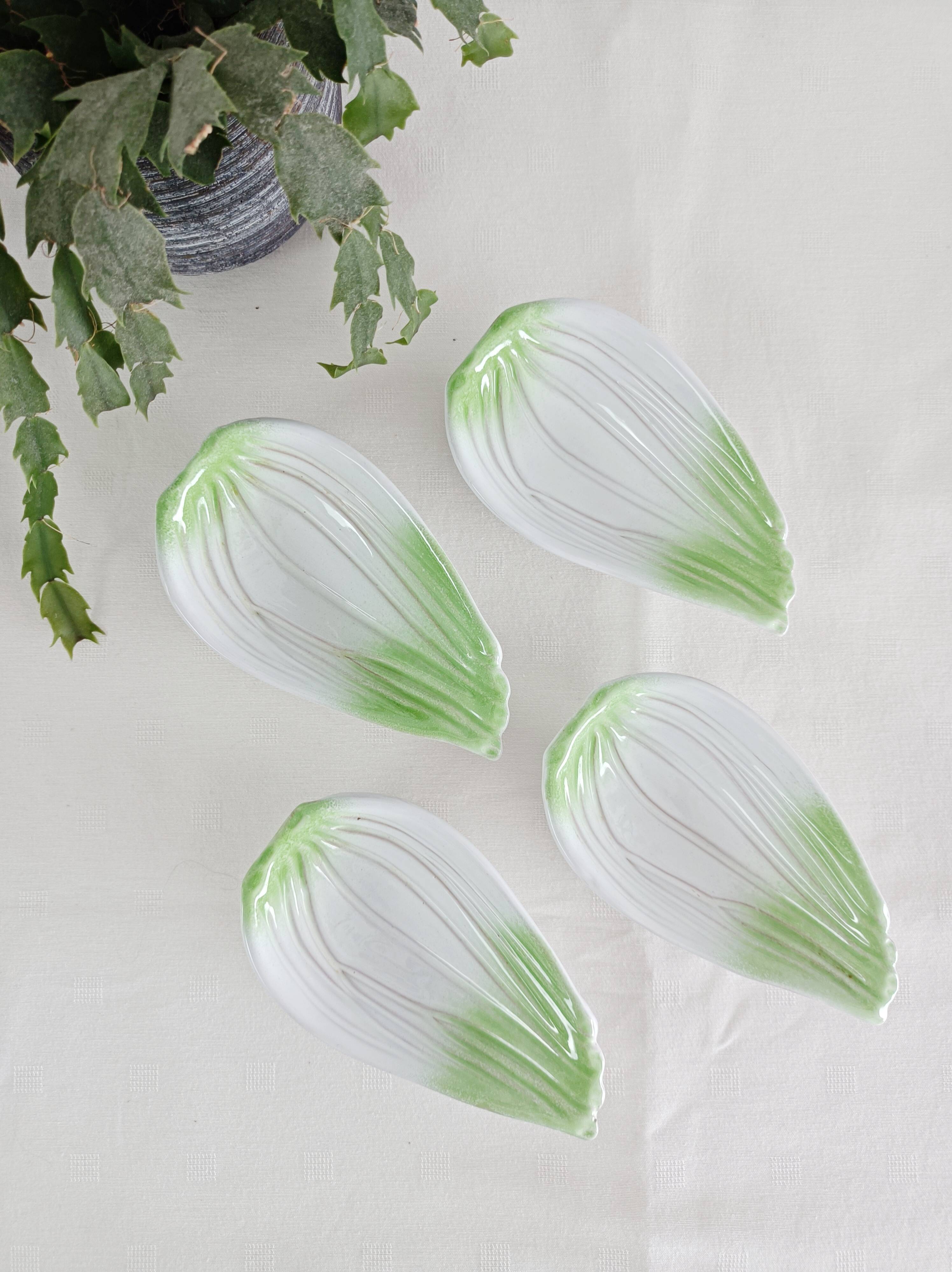 Set of 4 vegetable slip bowls