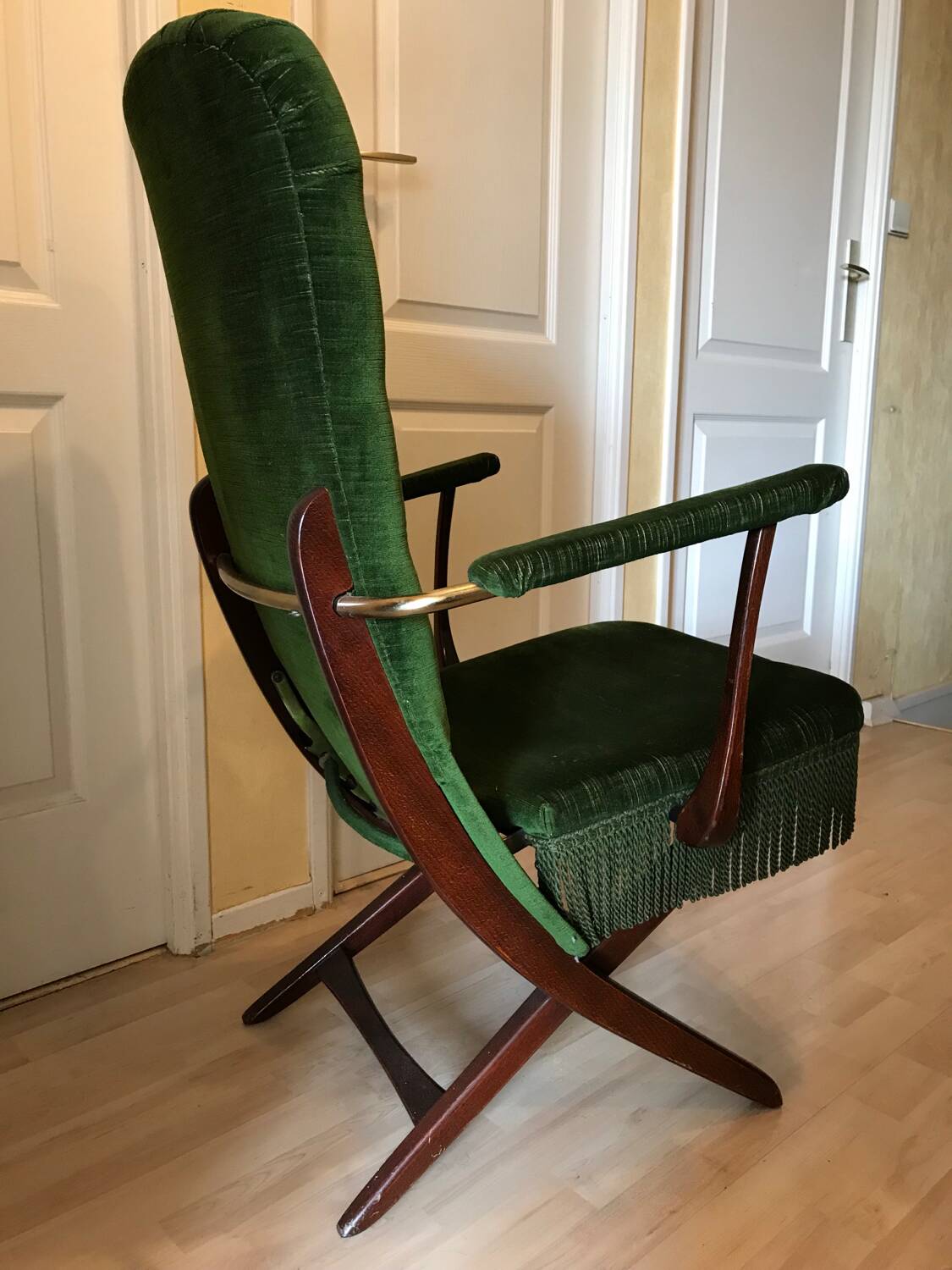Fauteuil années 60 design triconfort
